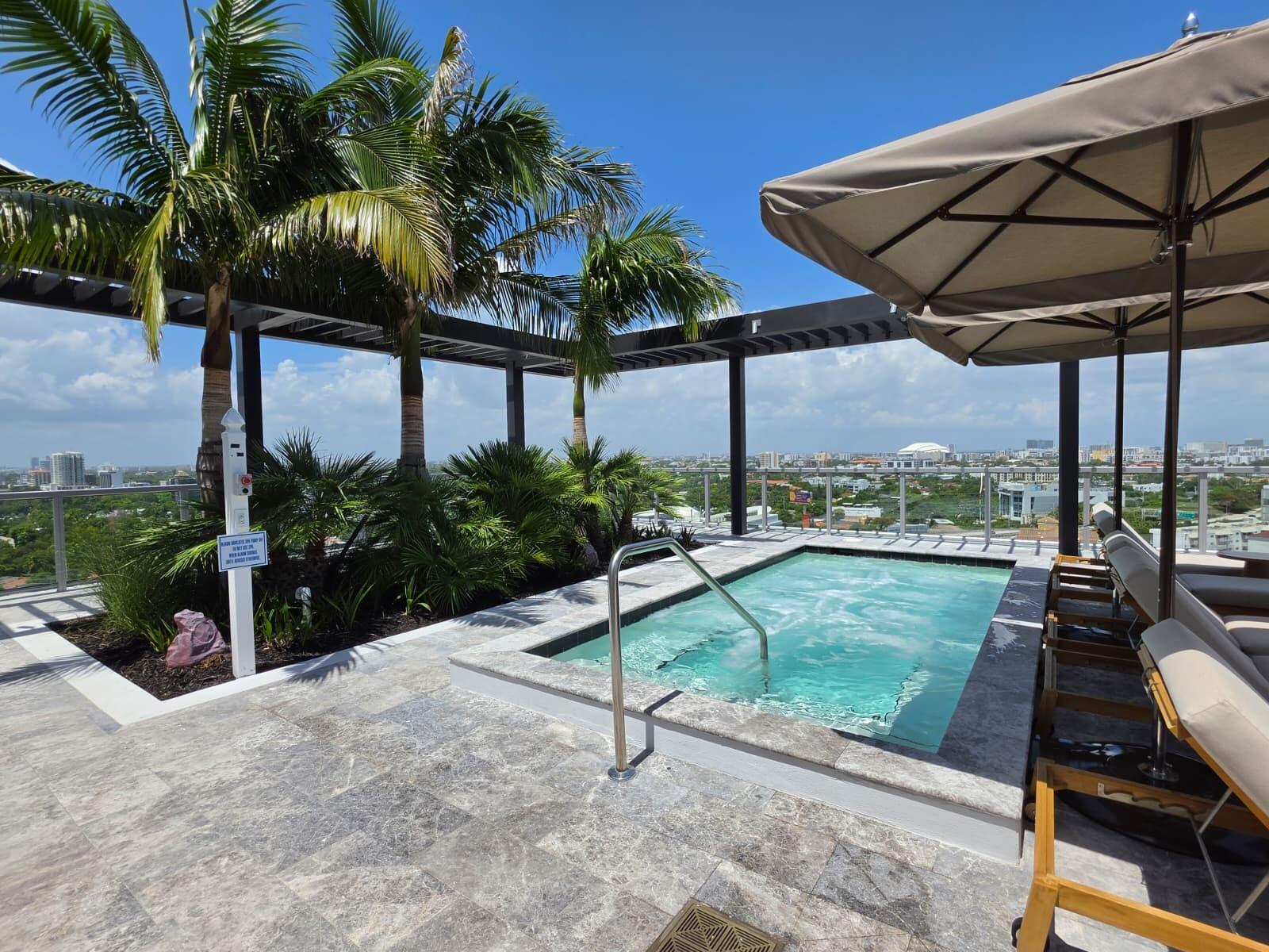 1611 SW 2nd #808 Miami, FL 33129