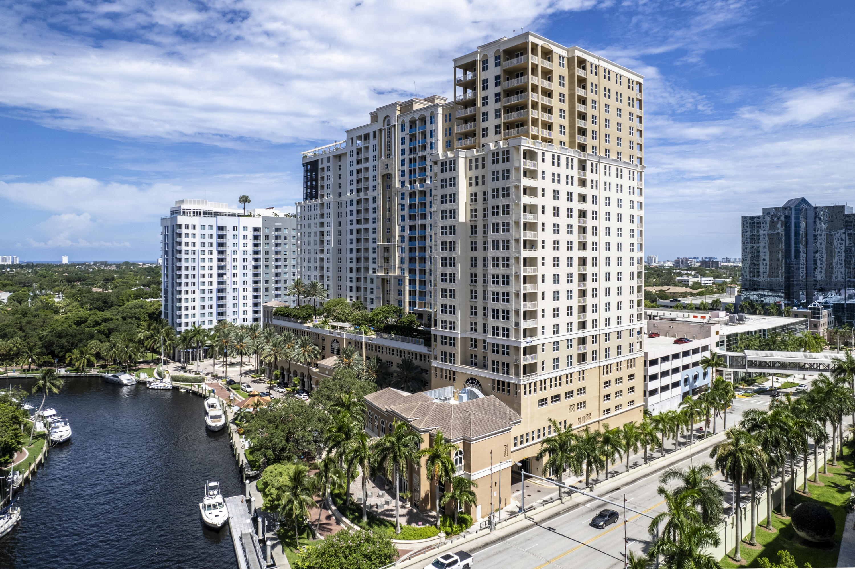 511 SE 5th Ave #1116