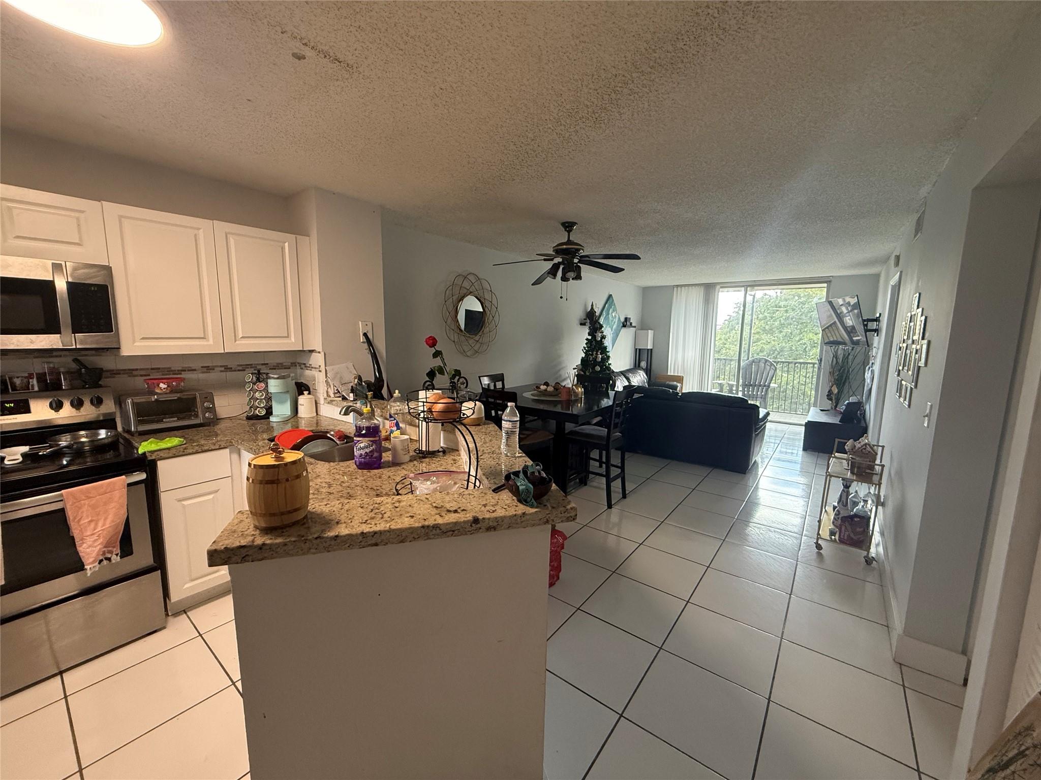 8750 N Sherman Cir #408