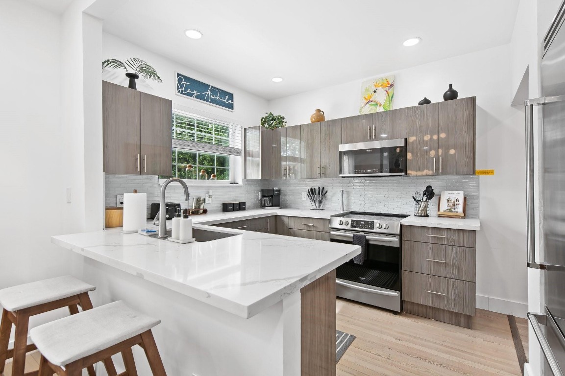 615 SE 11th Fort Lauderdale, FL 33301