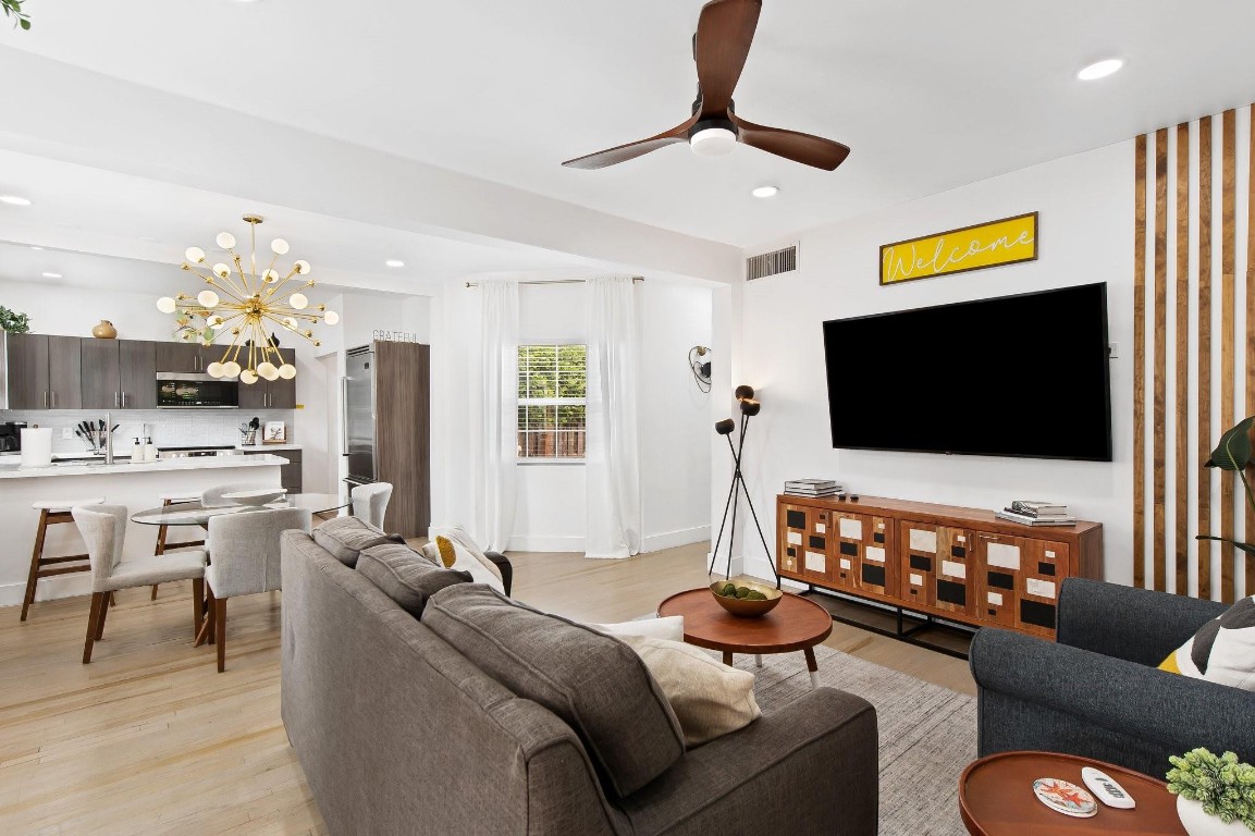 615 SE 11th Fort Lauderdale, FL 33301