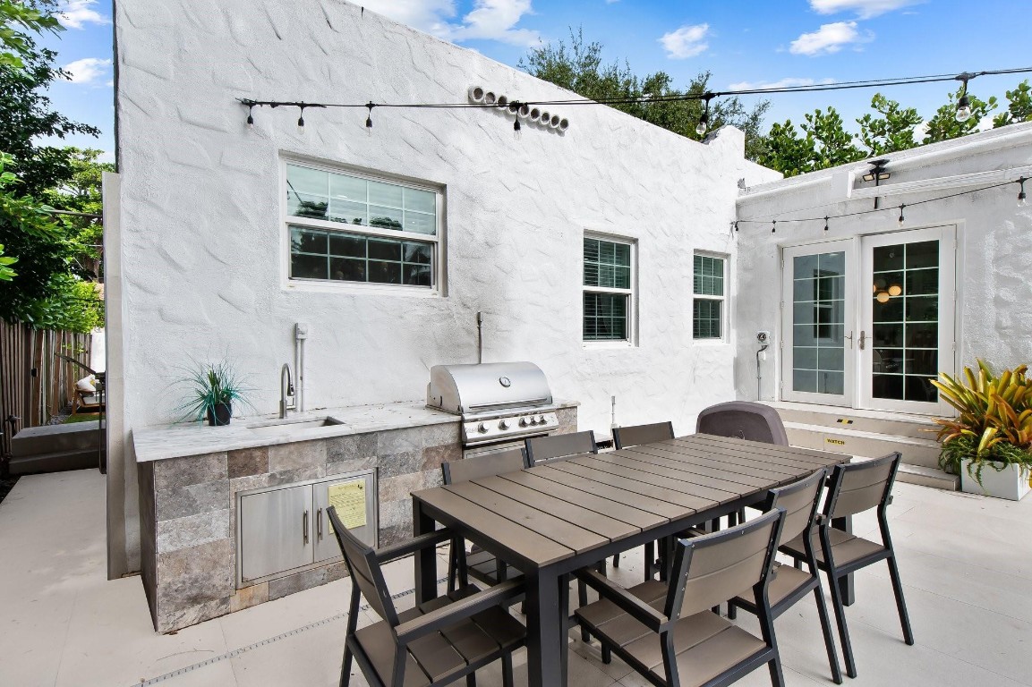 615 SE 11th Fort Lauderdale, FL 33301