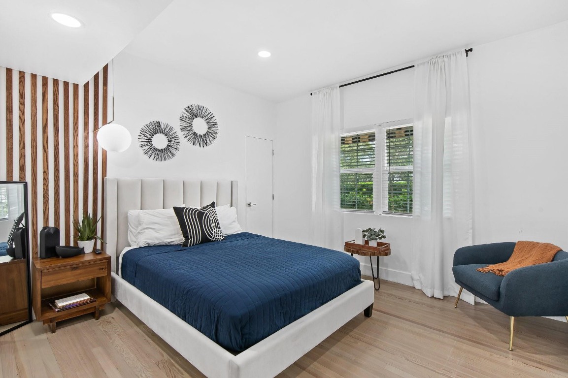 615 SE 11th Fort Lauderdale, FL 33301