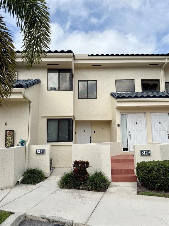 8131 NW 17th Mnr #8131