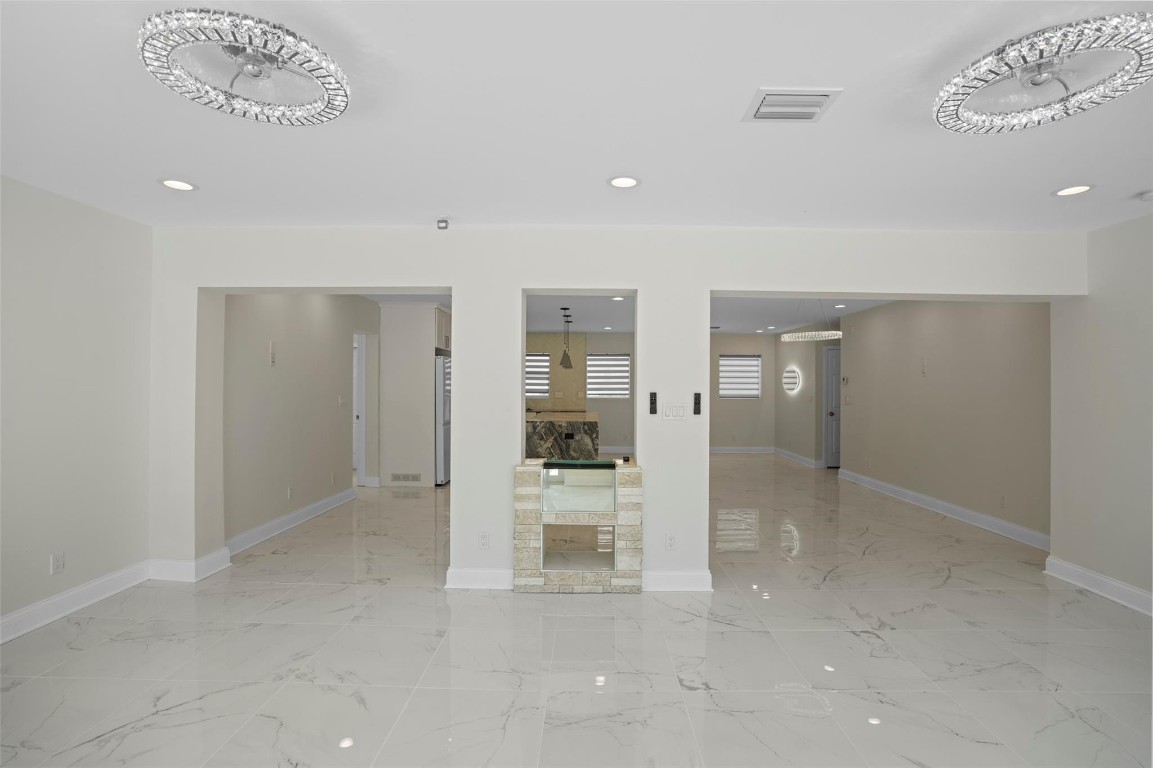 2116 Mariner Fort Lauderdale, FL 33316