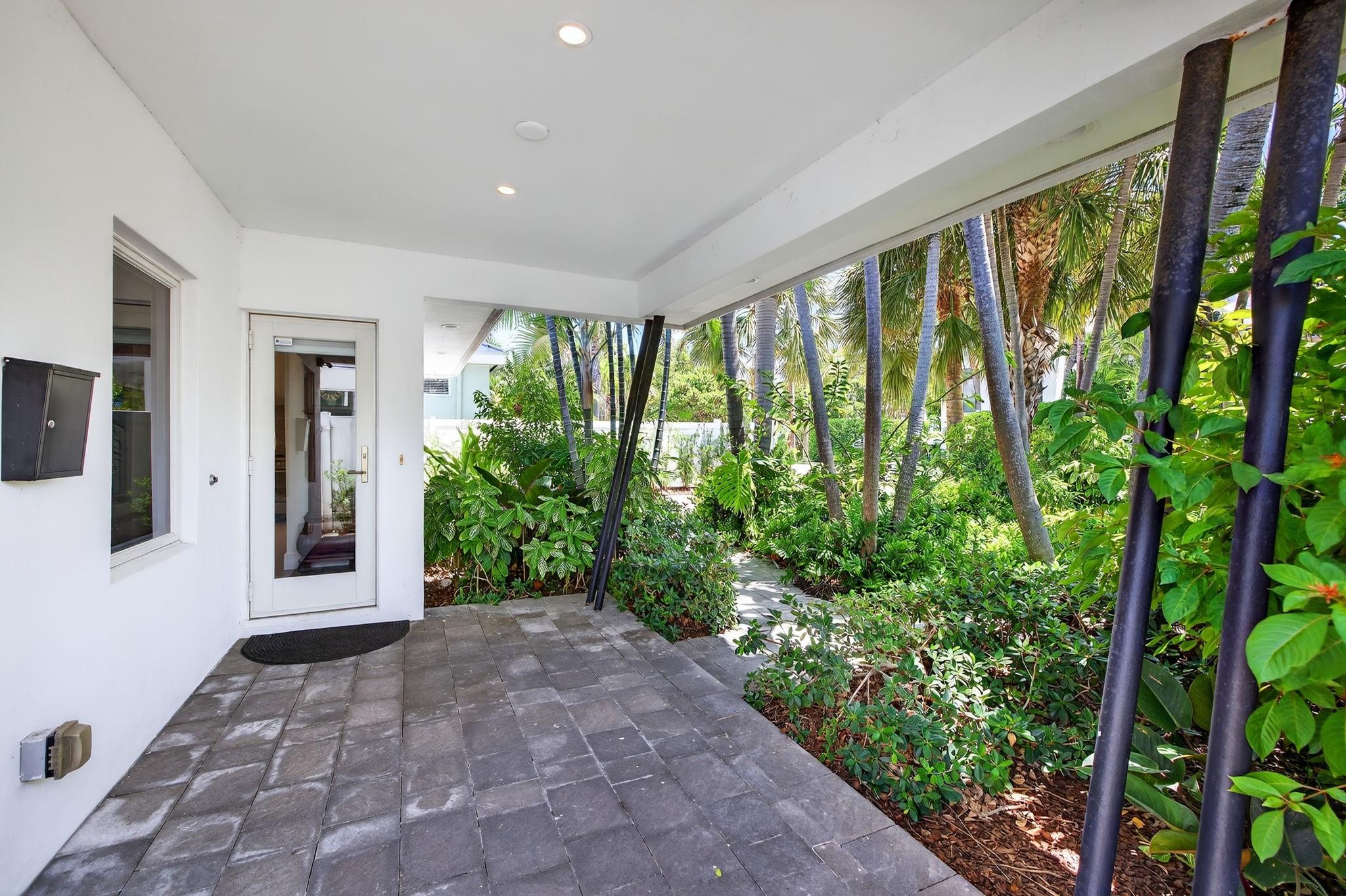 2925 N Atlantic Bl Fort Lauderdale, FL 33308