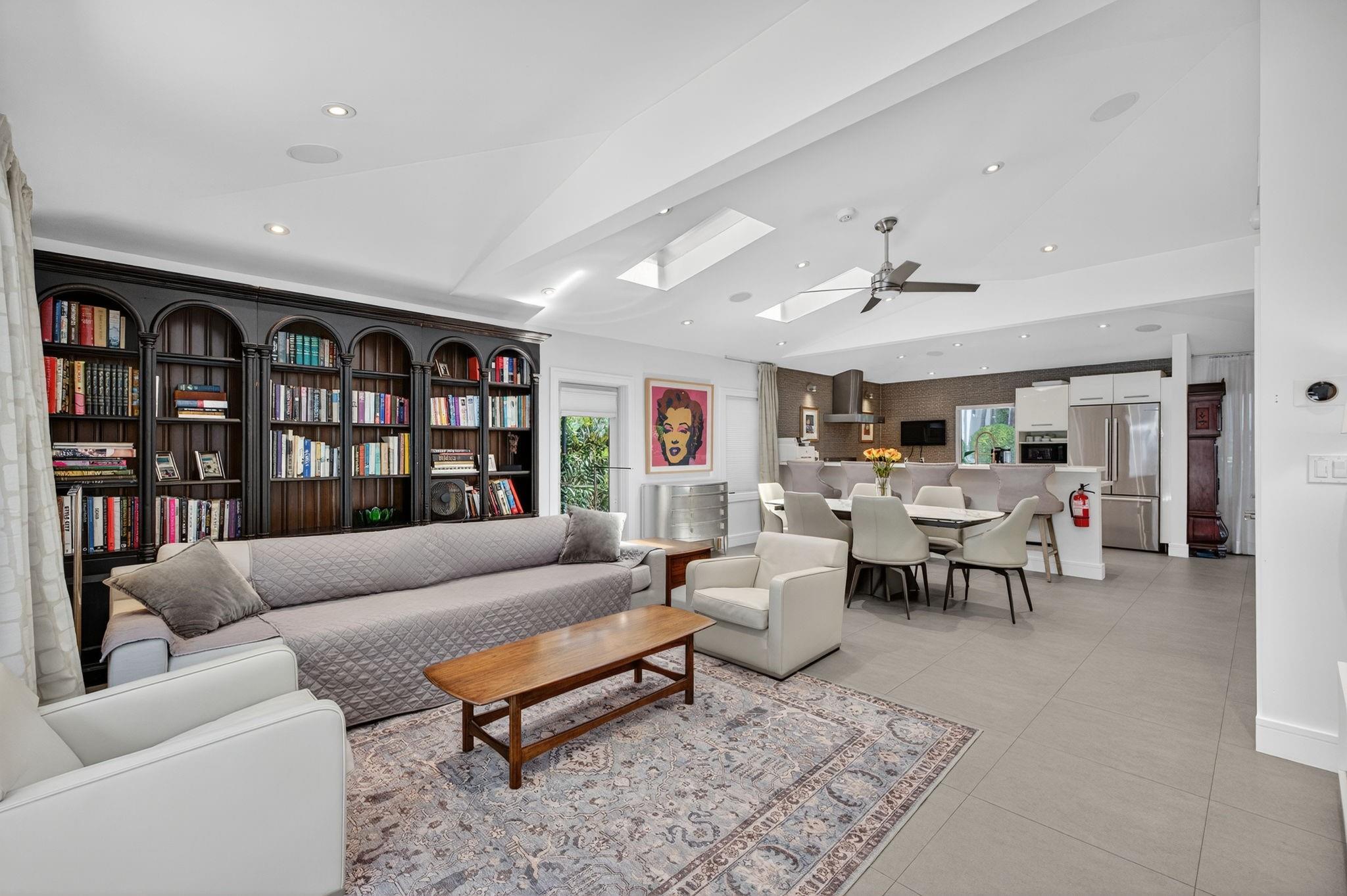 2925 N Atlantic Bl Fort Lauderdale, FL 33308