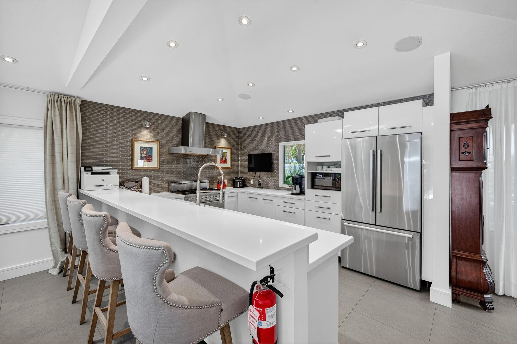 2925 N Atlantic Bl Fort Lauderdale, FL 33308