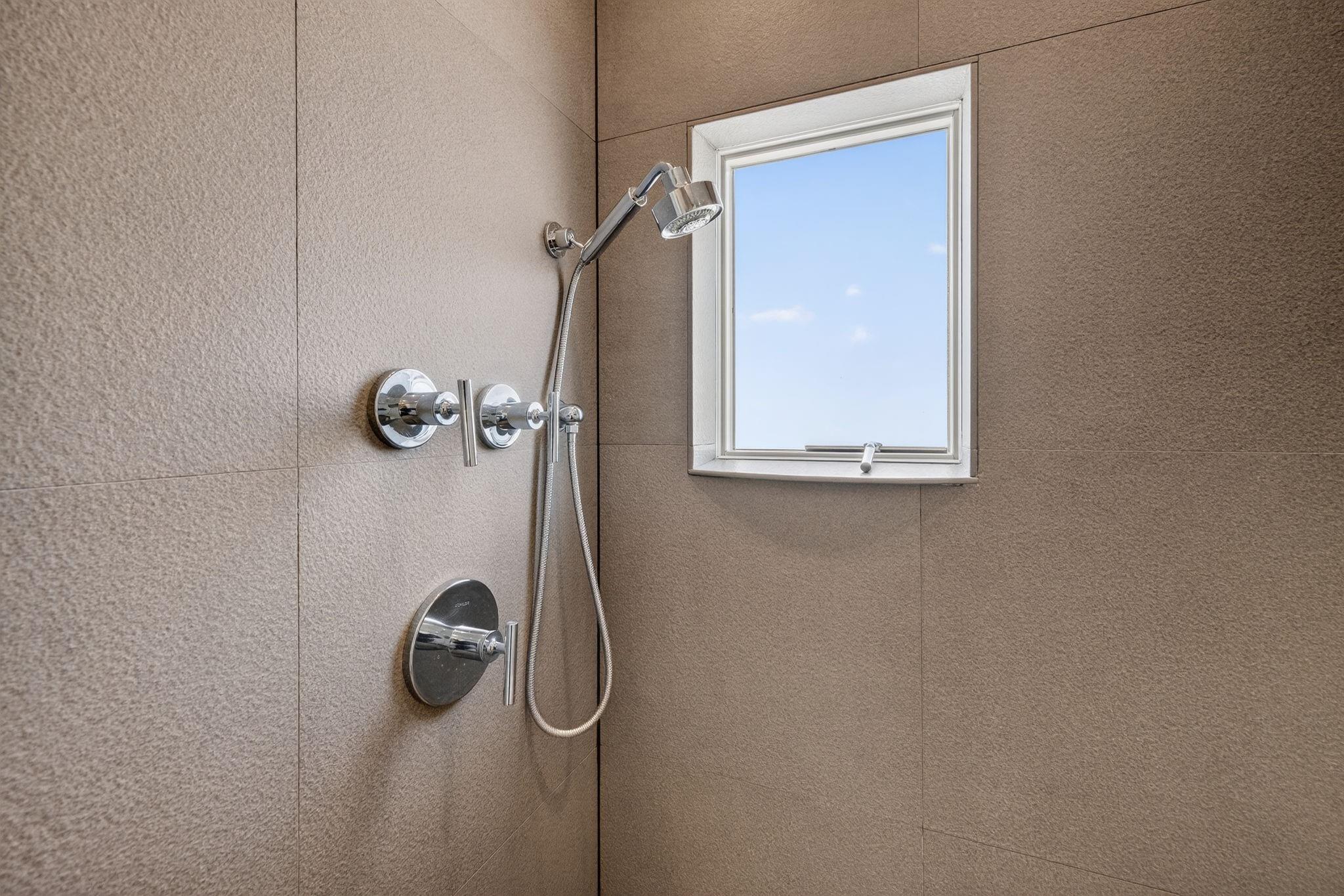 2925 N Atlantic Bl Fort Lauderdale, FL 33308