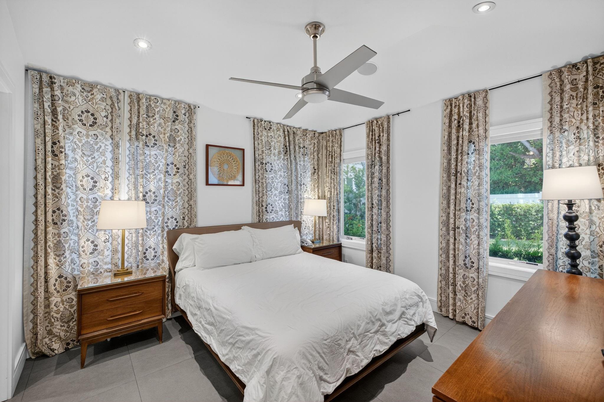 2925 N Atlantic Bl Fort Lauderdale, FL 33308