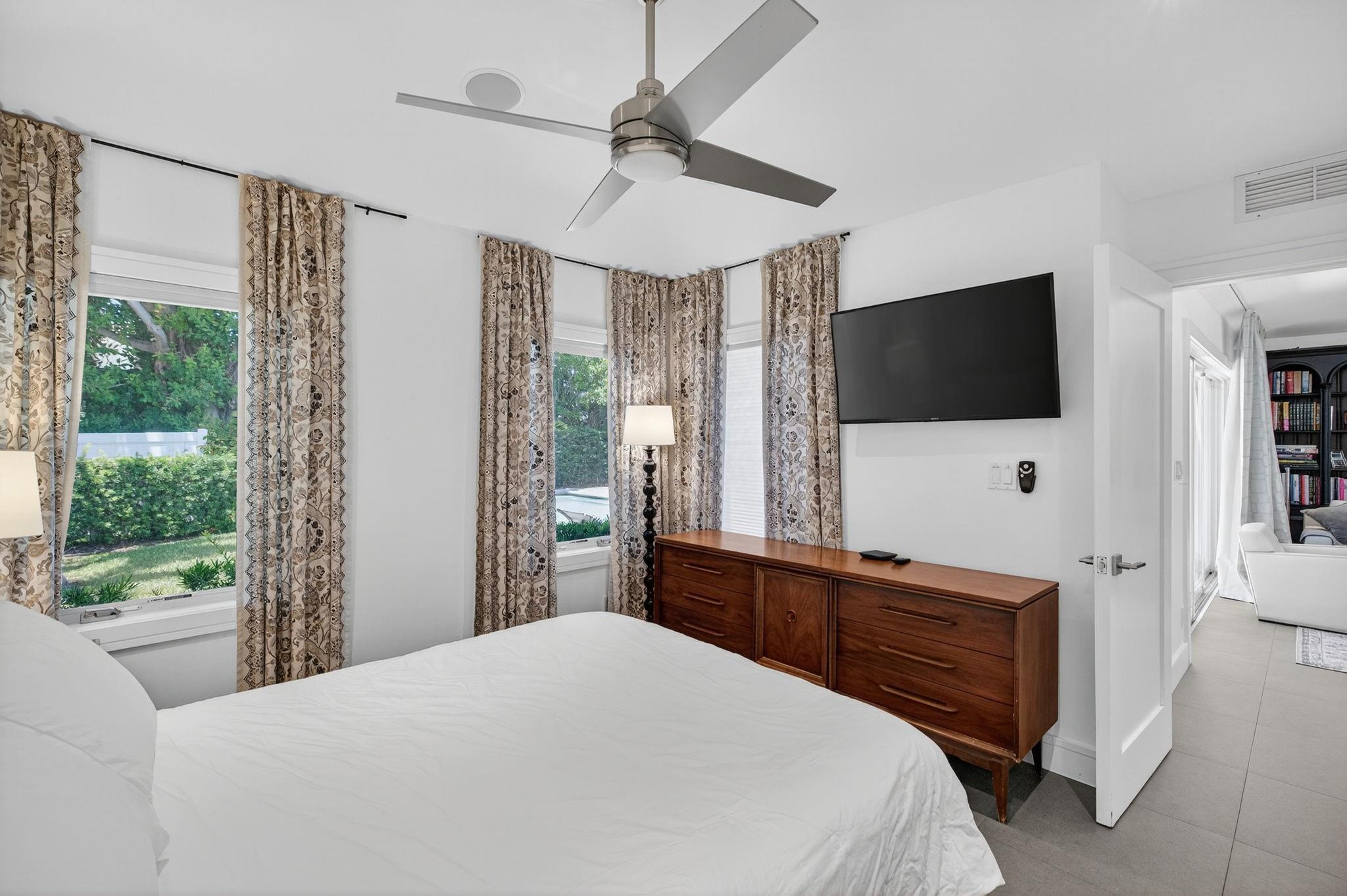 2925 N Atlantic Bl Fort Lauderdale, FL 33308