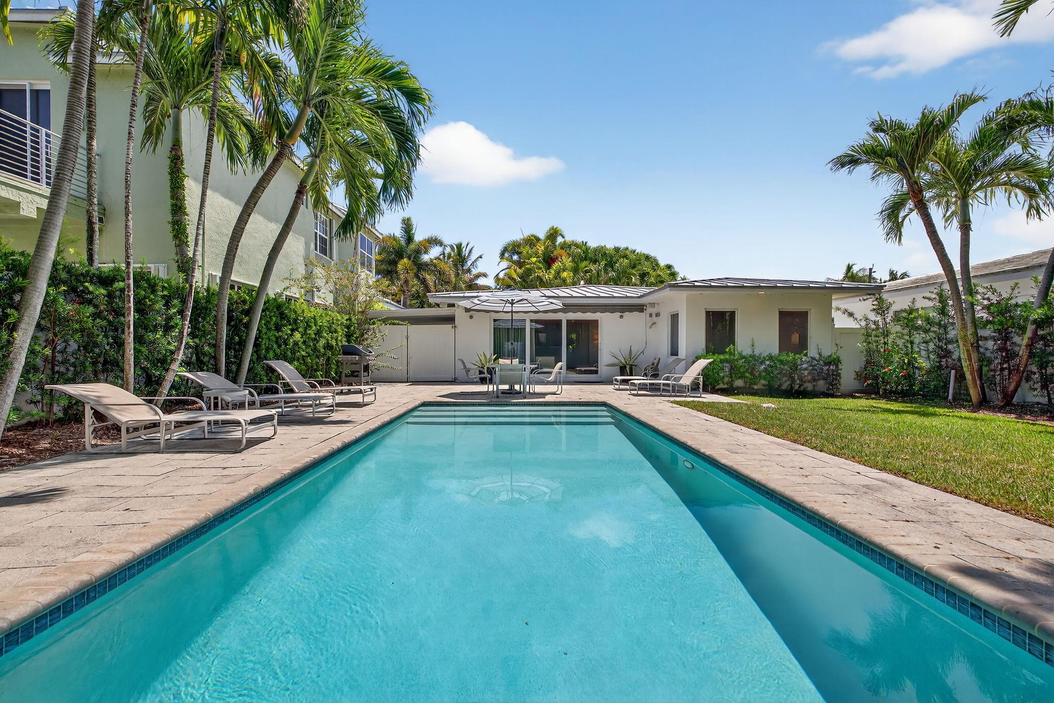 2925 N Atlantic Bl Fort Lauderdale, FL 33308