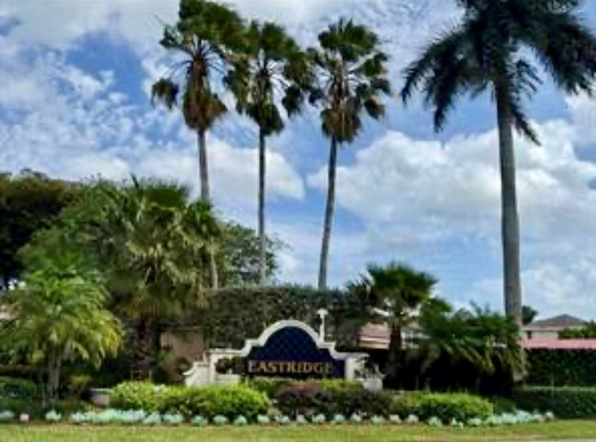 4046 Eastridge Cir