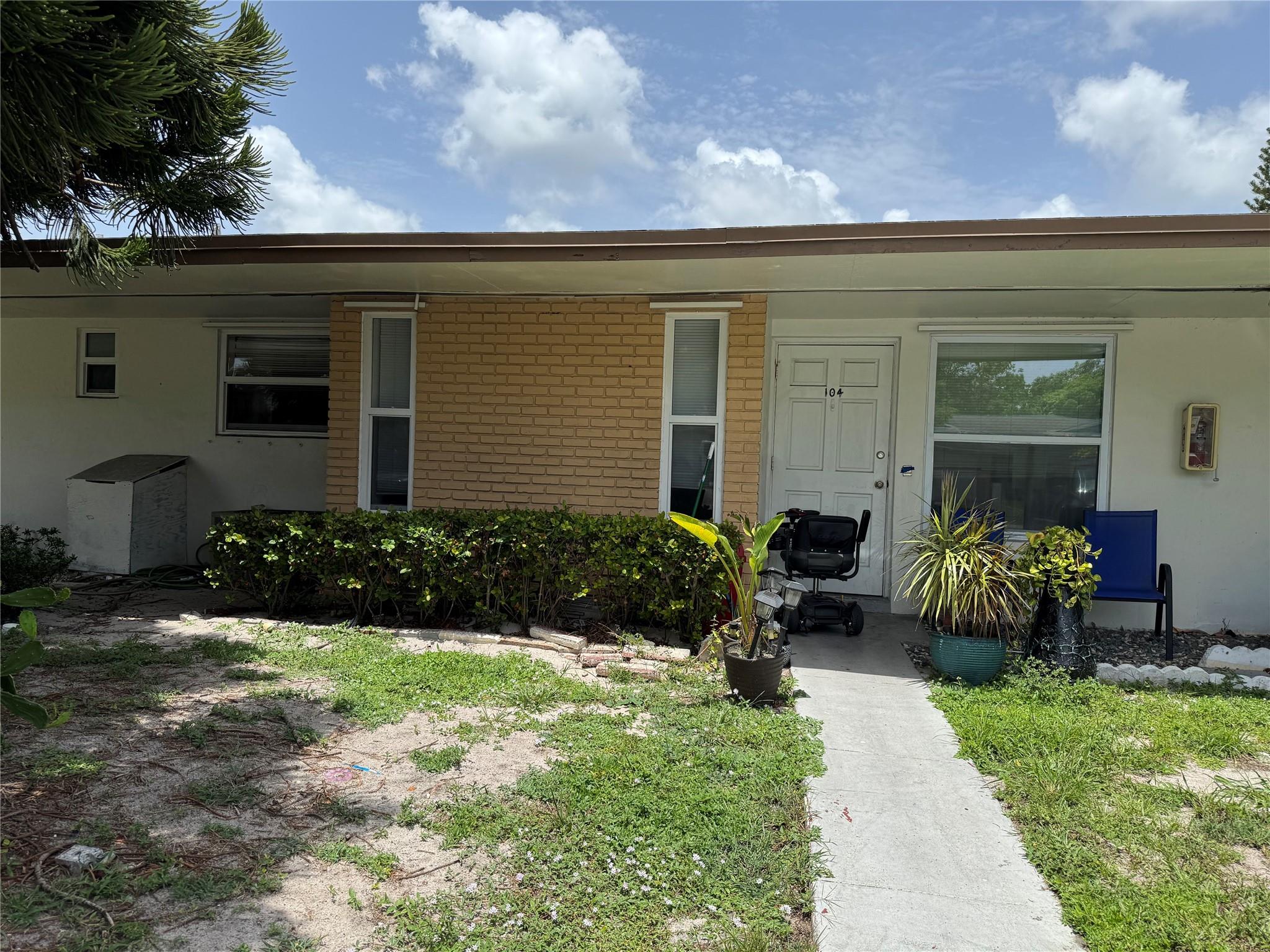 3033 Nw 43th Ave #104