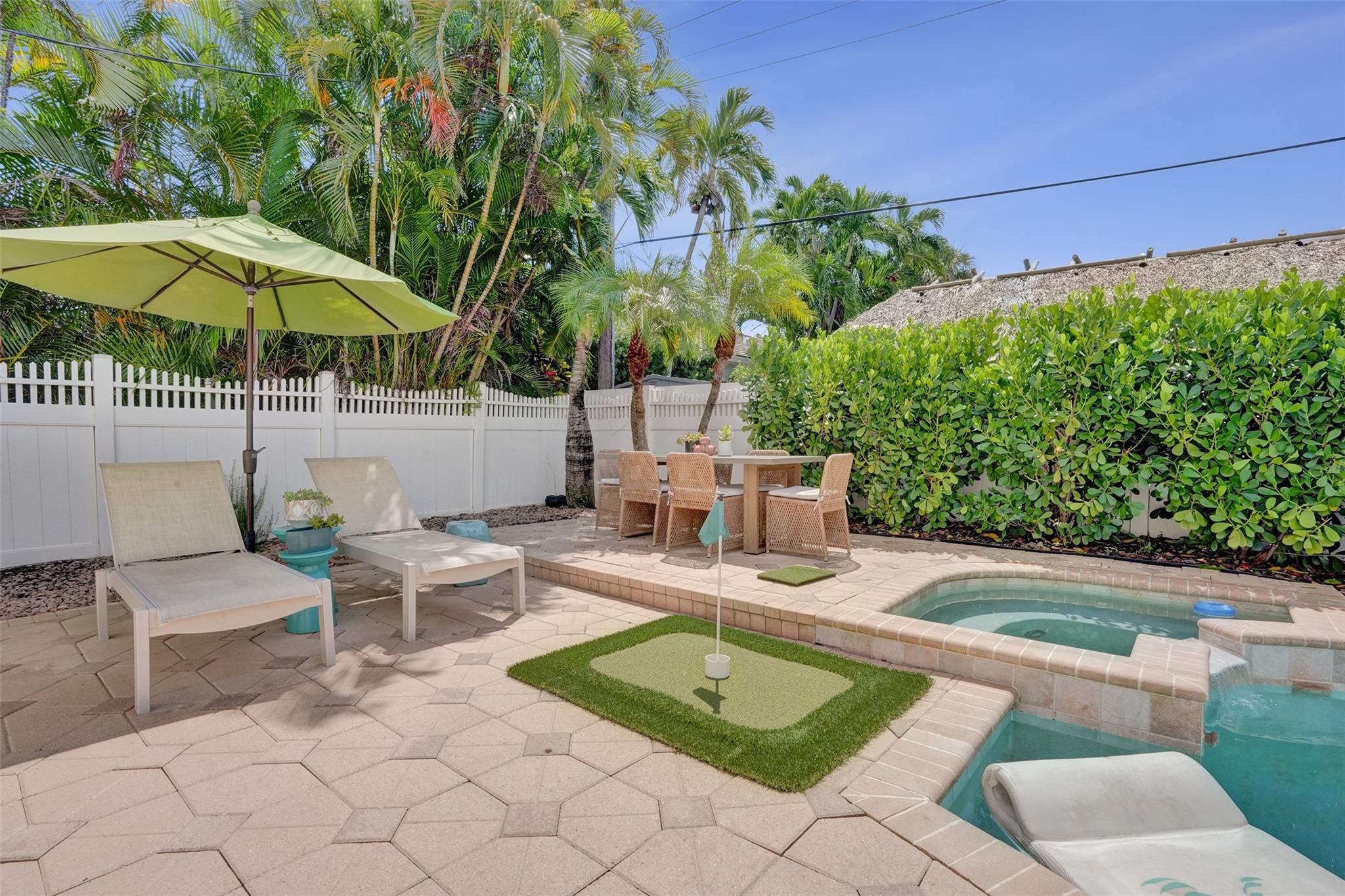 3206 Robbins Rd Pompano Beach, FL 33062