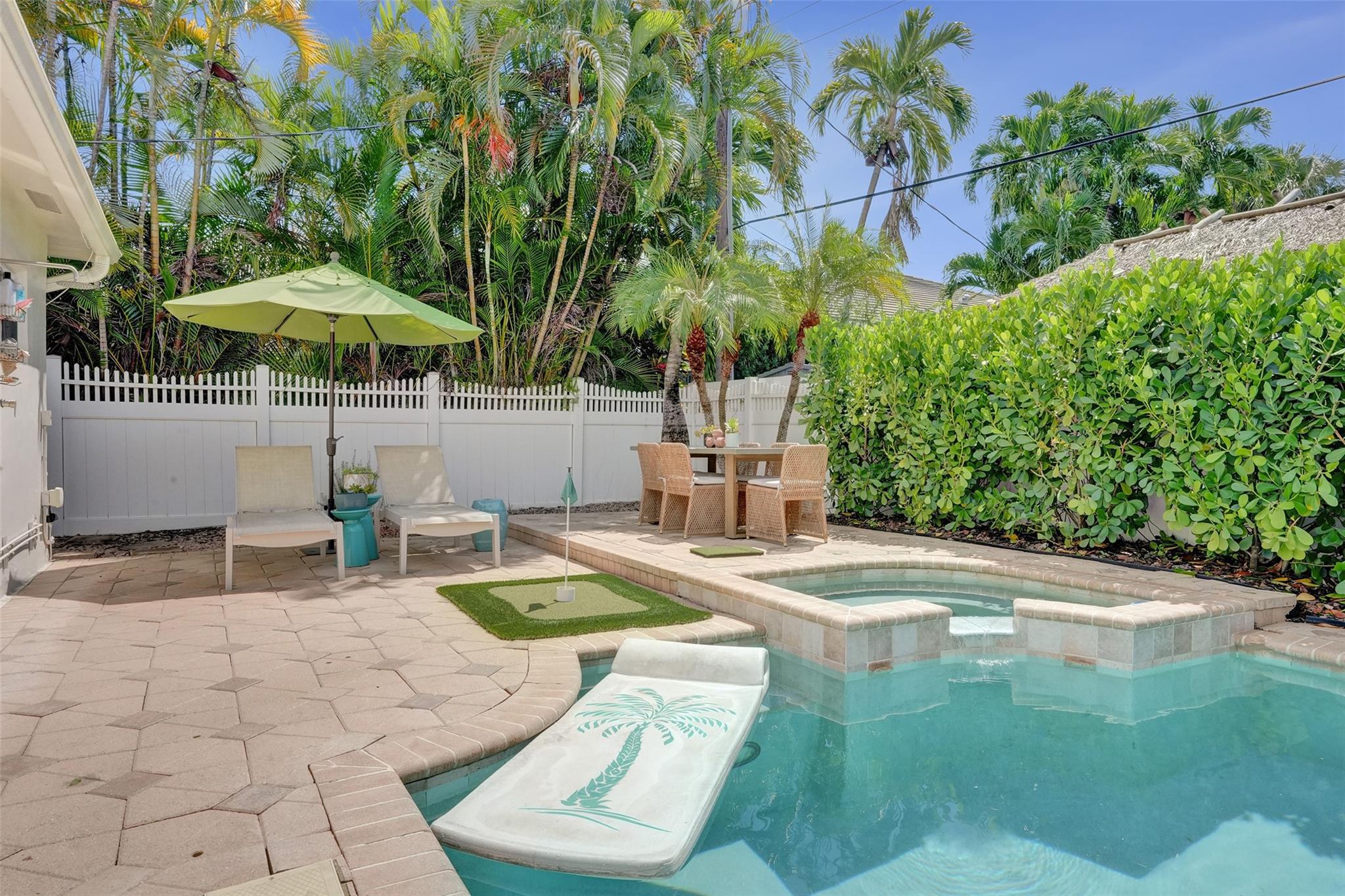 3206 Robbins Rd Pompano Beach, FL 33062