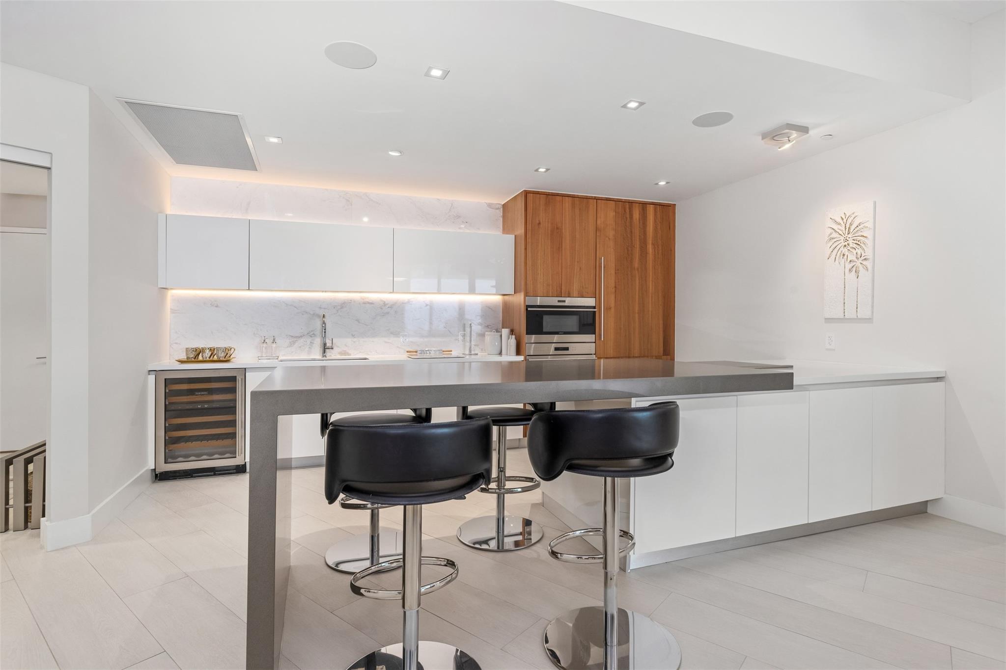 701 N Fort Lauderdale Bch Blvd #1603 Fort Lauderdale, FL 33304 701 N Fort Lauderdale Bch Blvd #1603 Fort Lauderdale, FL 33304