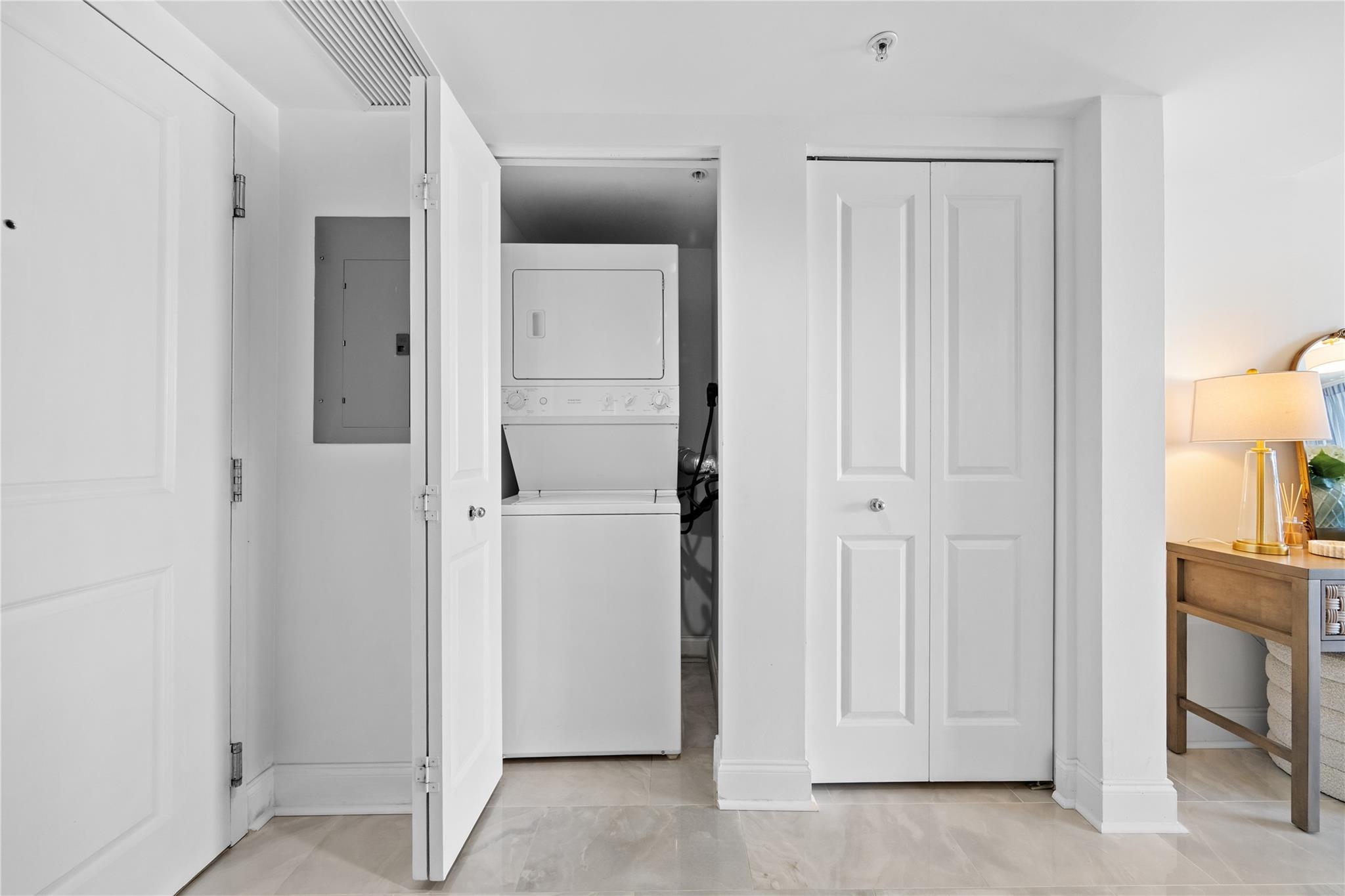 610 W Las Olas Blvd #721N Fort Lauderdale, FL 33312