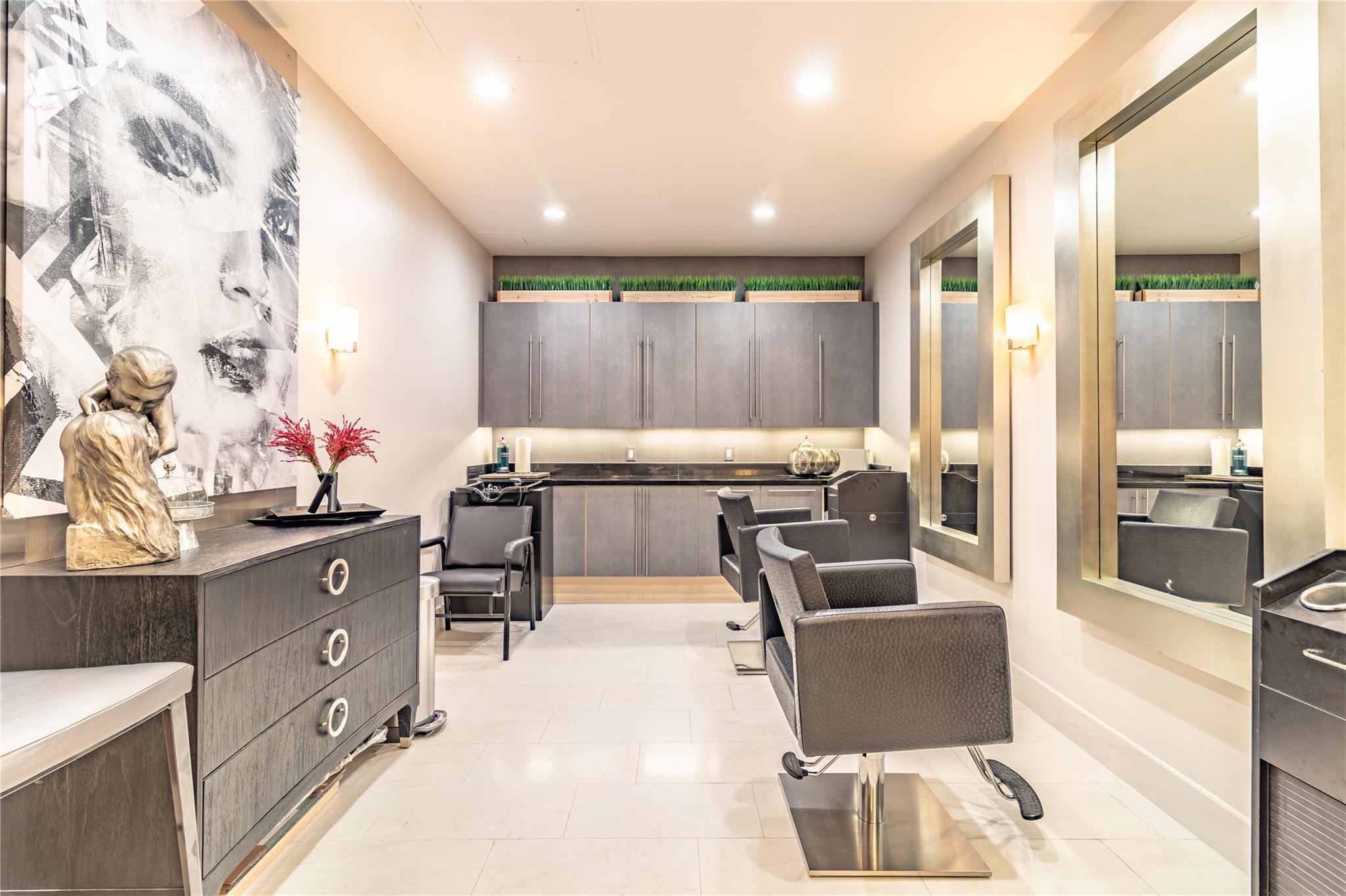 610 W Las Olas Blvd #721N Fort Lauderdale, FL 33312