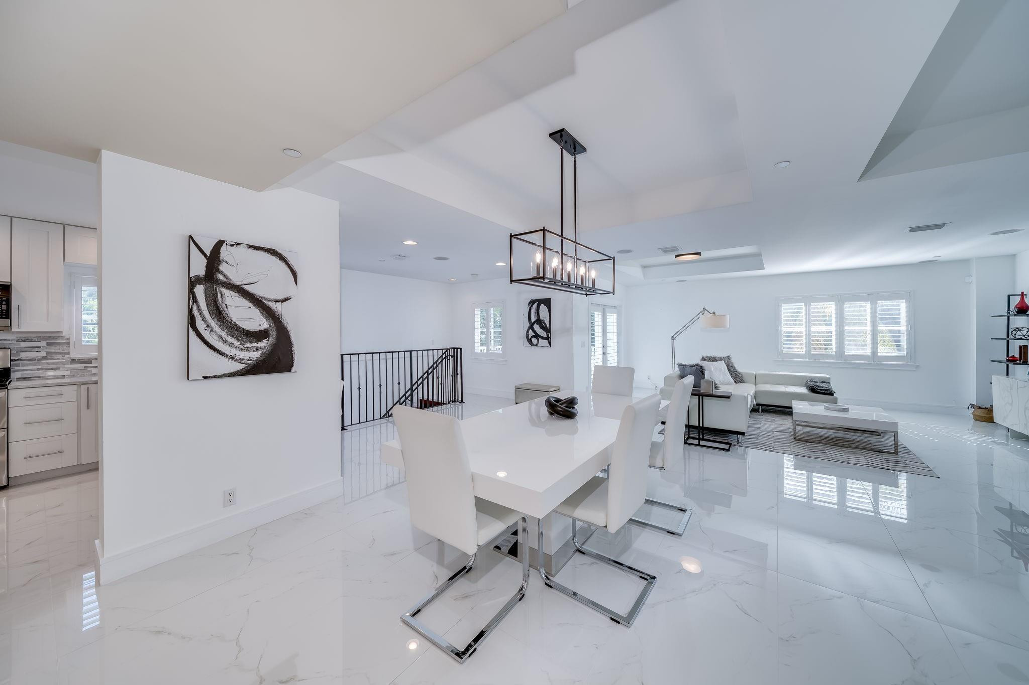 1112 NE 17th #1112 Fort Lauderdale, FL 33304