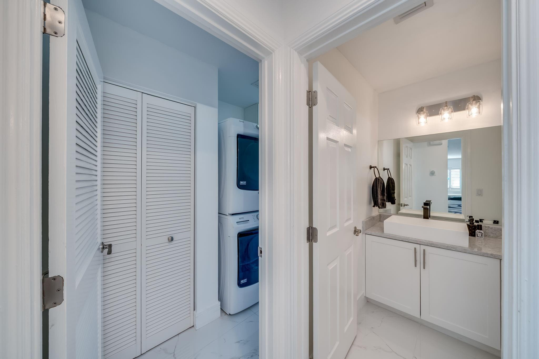 1112 NE 17th #1112 Fort Lauderdale, FL 33304