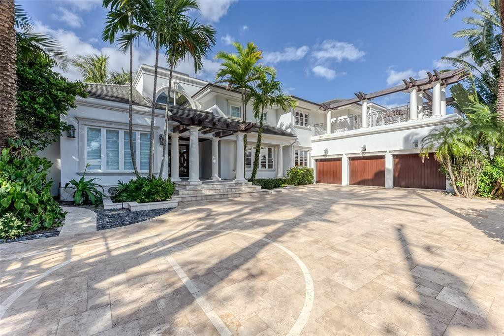 1313 E Lake Dr Fort Lauderdale, FL 33316