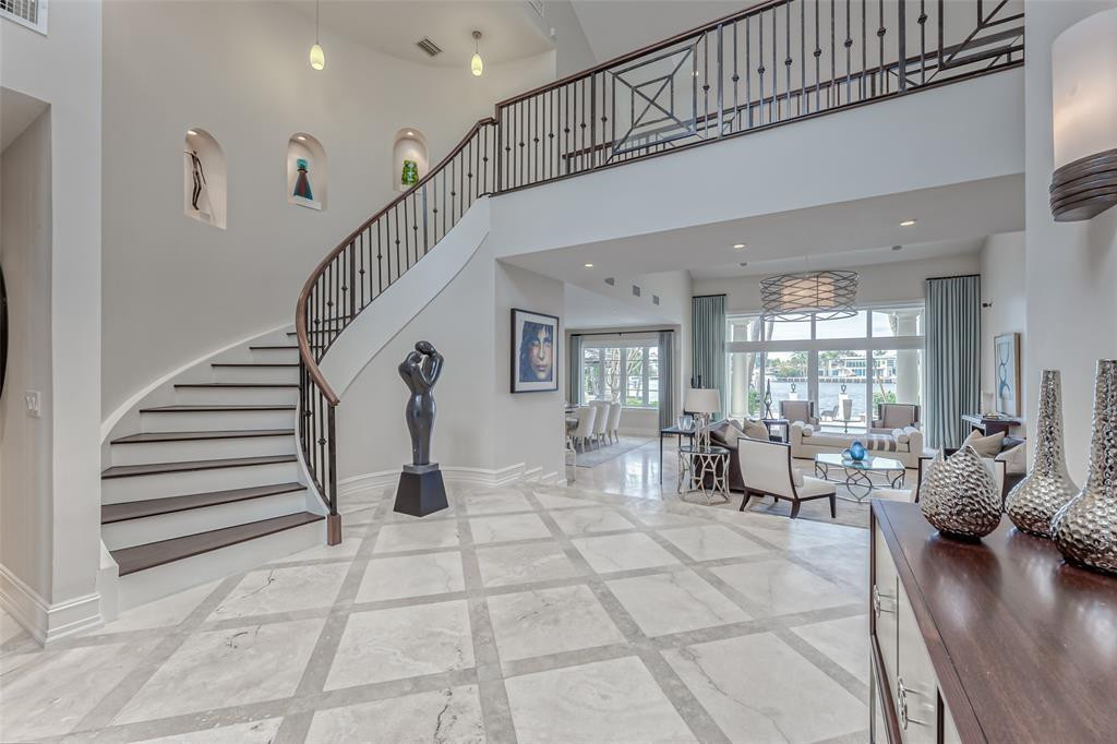 1313 E Lake Dr Fort Lauderdale, FL 33316