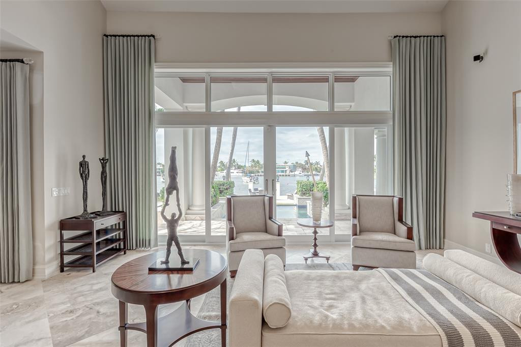 1313 E Lake Dr Fort Lauderdale, FL 33316