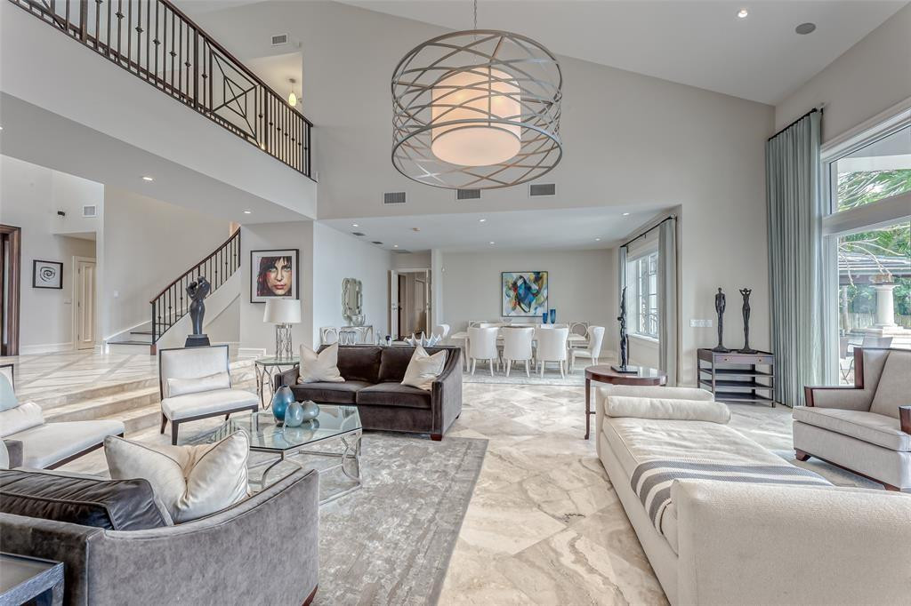 1313 E Lake Dr Fort Lauderdale, FL 33316