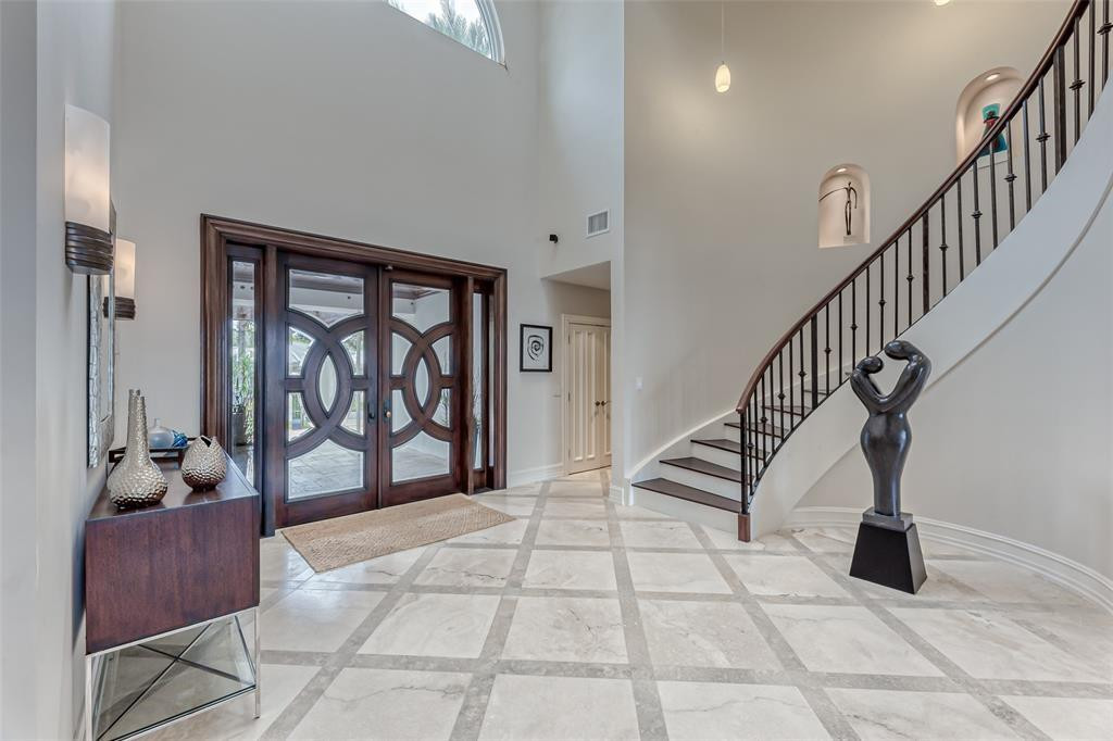 1313 E Lake Dr Fort Lauderdale, FL 33316