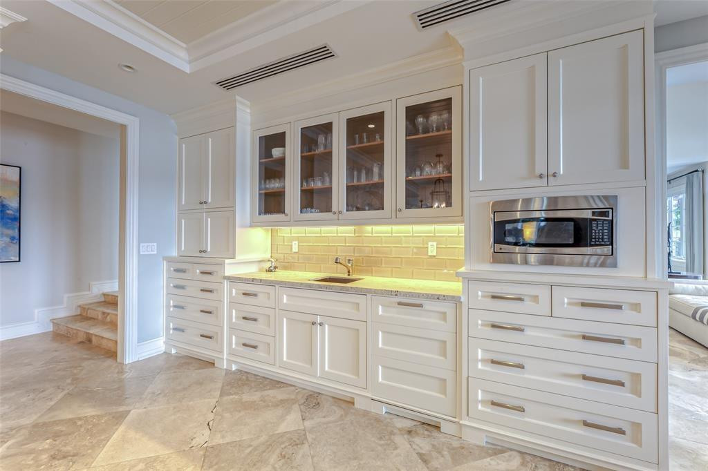 1313 E Lake Dr Fort Lauderdale, FL 33316