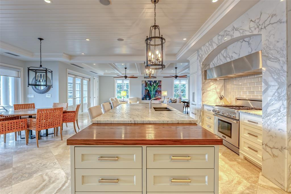 1313 E Lake Dr Fort Lauderdale, FL 33316