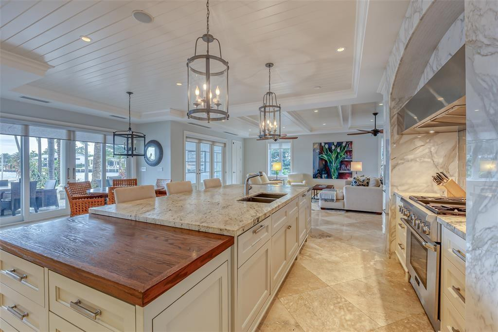 1313 E Lake Dr Fort Lauderdale, FL 33316