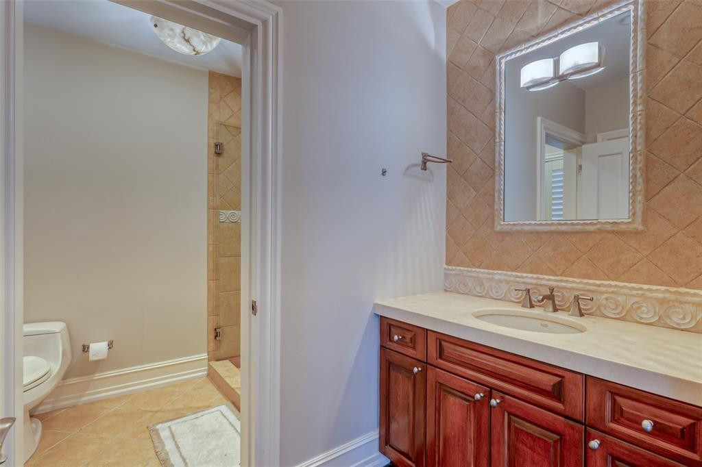 1313 E Lake Dr Fort Lauderdale, FL 33316