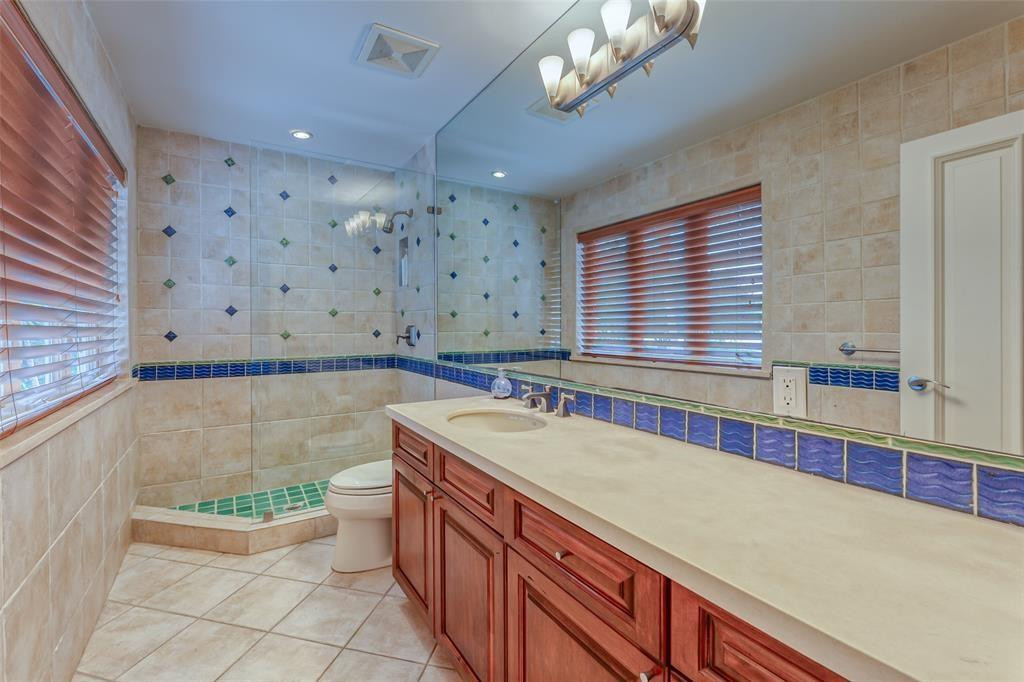 1313 E Lake Dr Fort Lauderdale, FL 33316