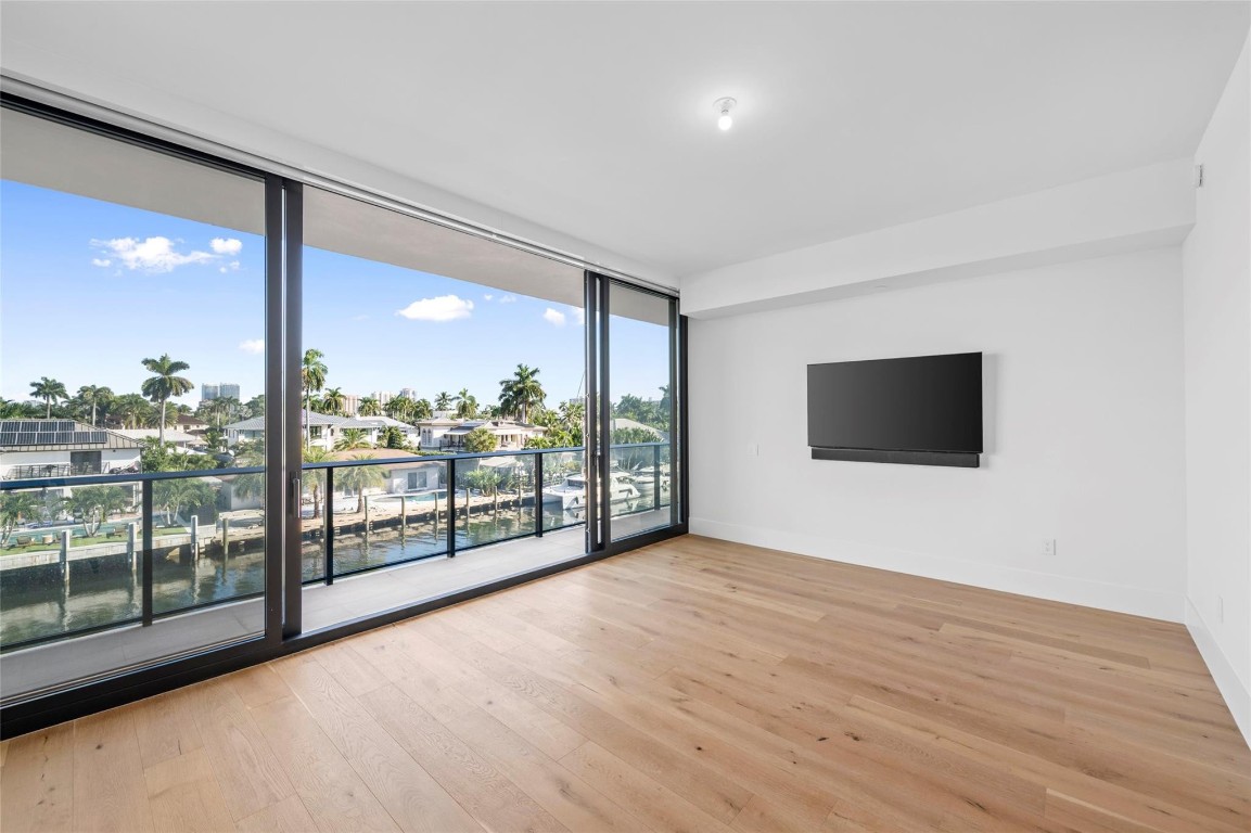 160 Isle Of Venice #302 Fort Lauderdale, FL 33301