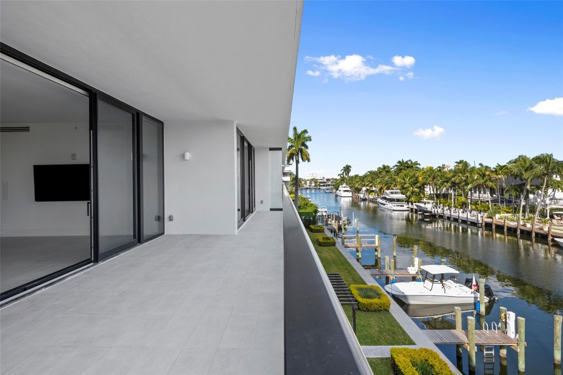 160 Isle Of Venice #302 Fort Lauderdale, FL 33301