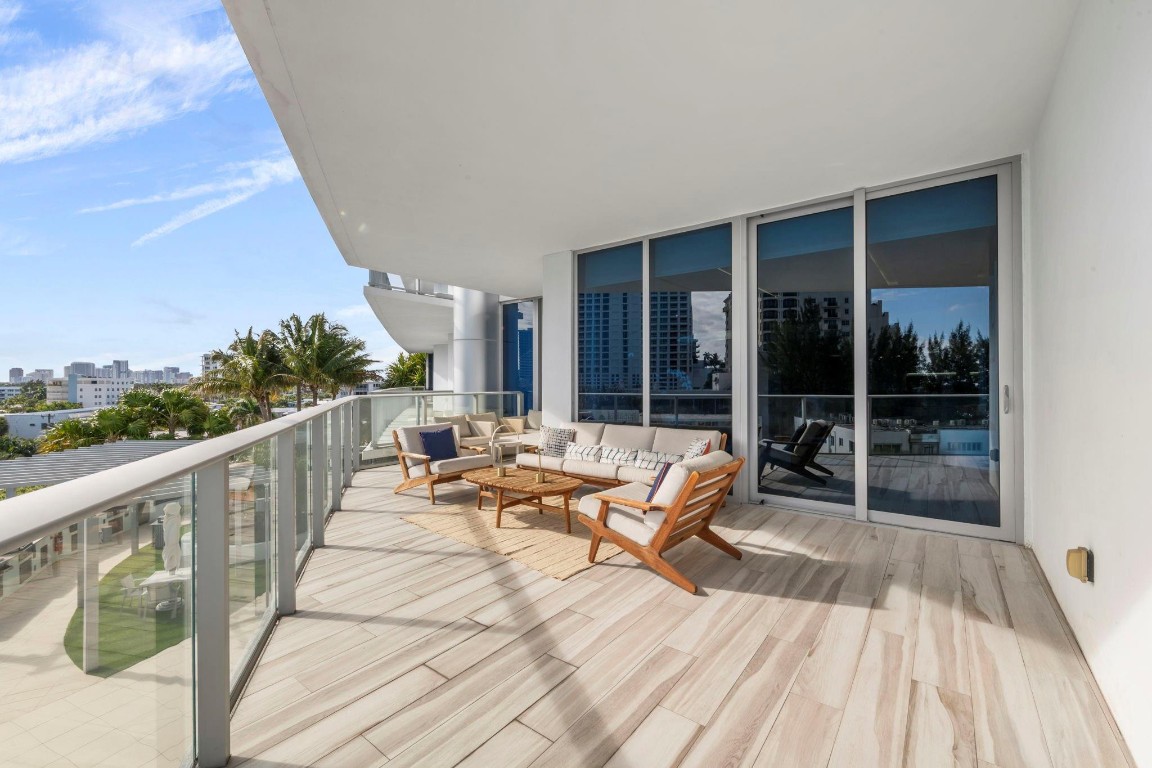701 N Fort Lauderdale Bch #403 Fort Lauderdale, FL 33304