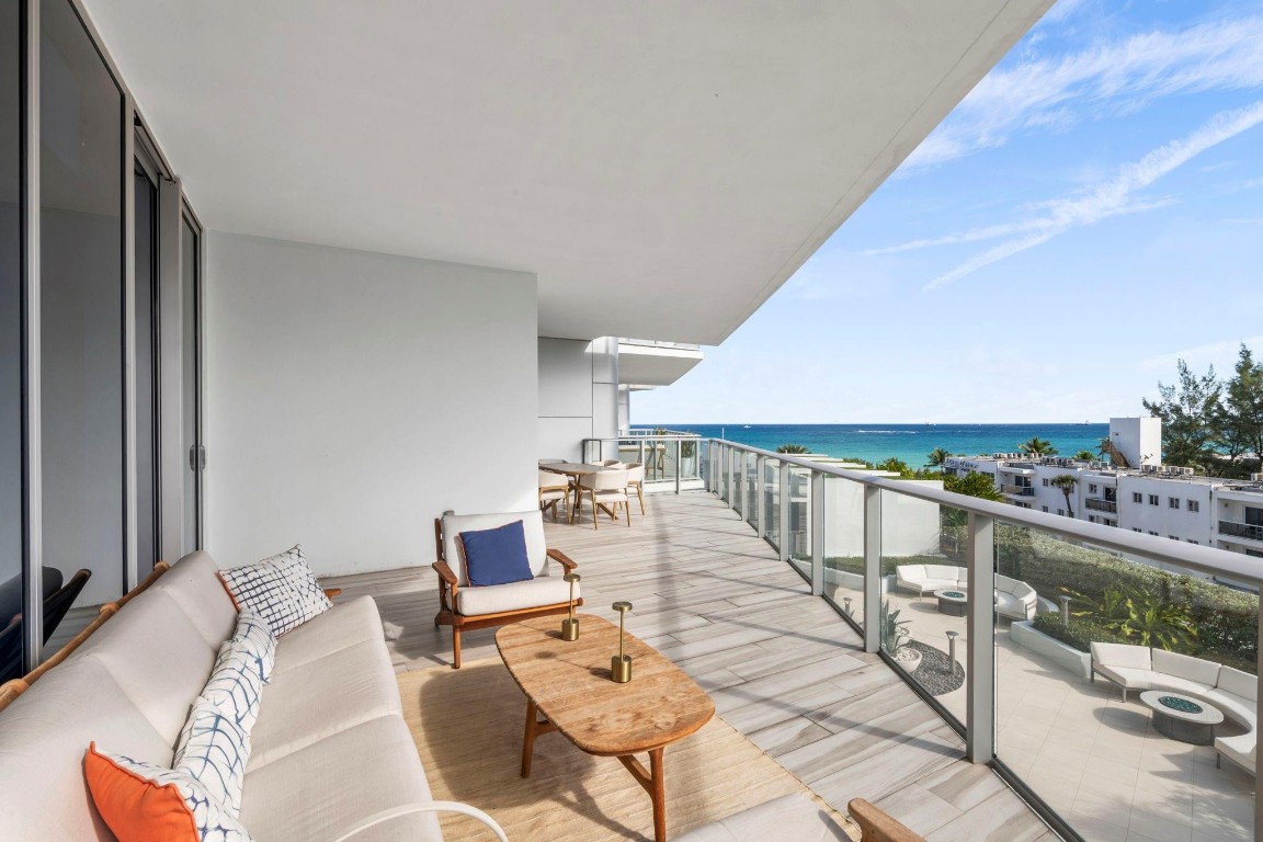 701 N Fort Lauderdale Bch #403 Fort Lauderdale, FL 33304