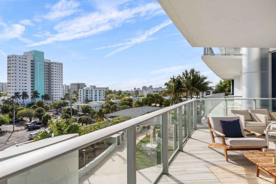 701 N Fort Lauderdale Bch #403 Fort Lauderdale, FL 33304