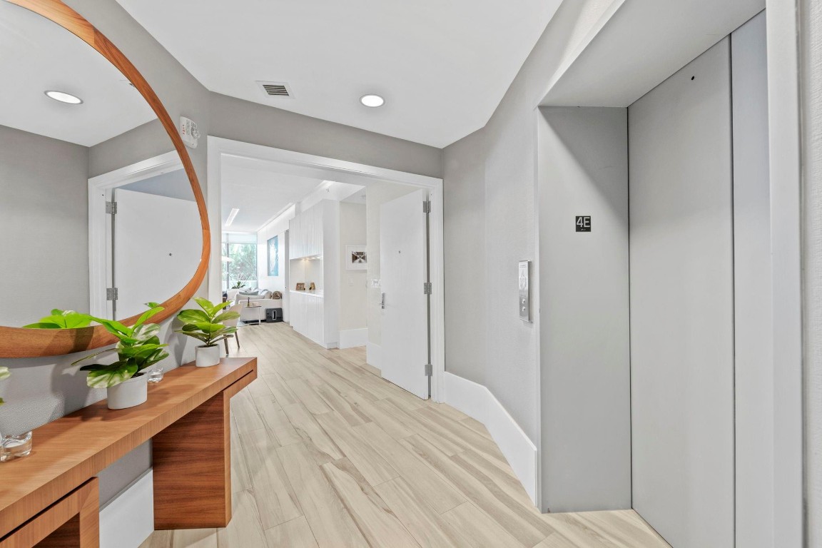 701 N Fort Lauderdale Bch #403 Fort Lauderdale, FL 33304