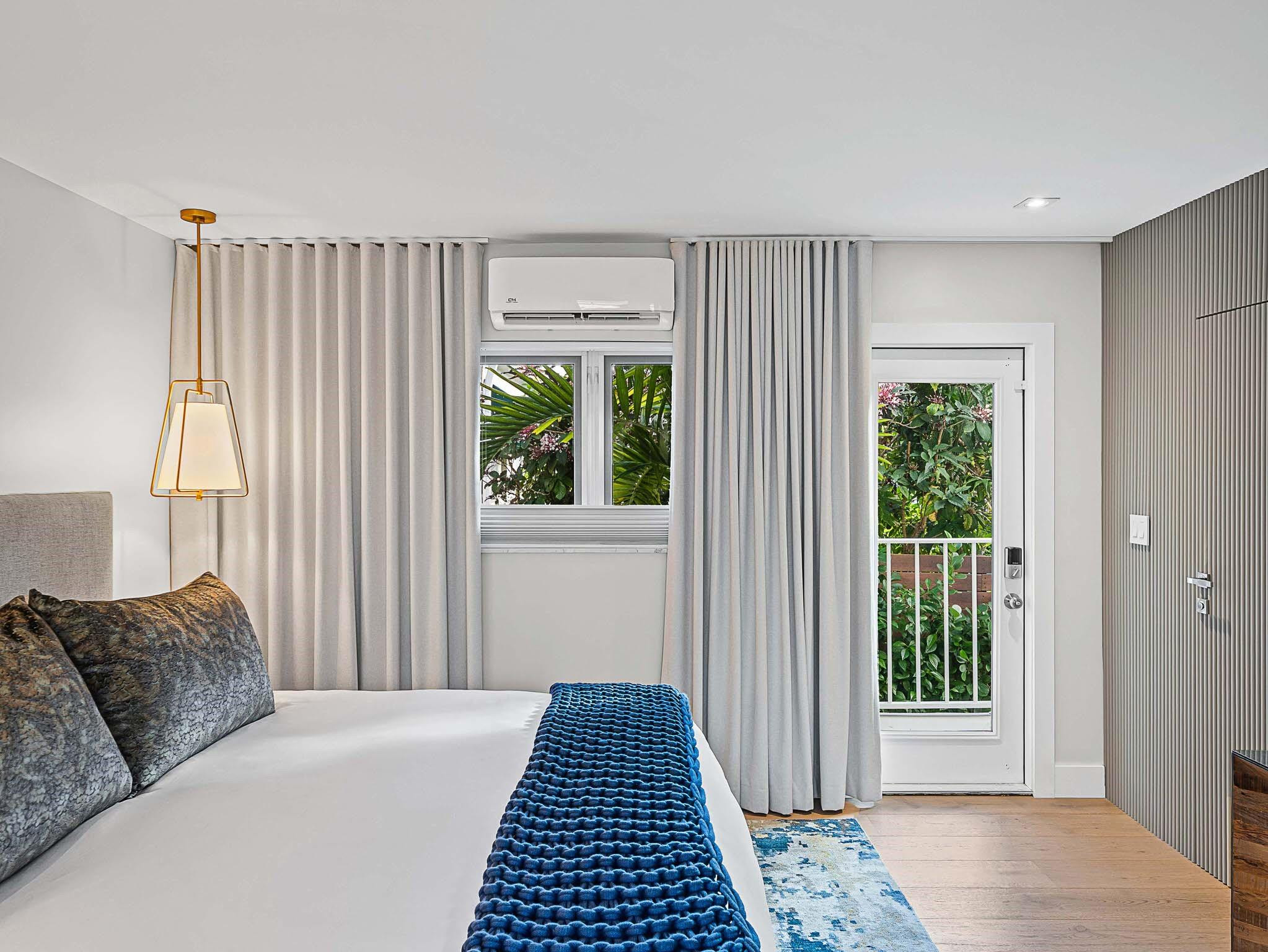 715 N Victoria Park Fort Lauderdale, FL 33304