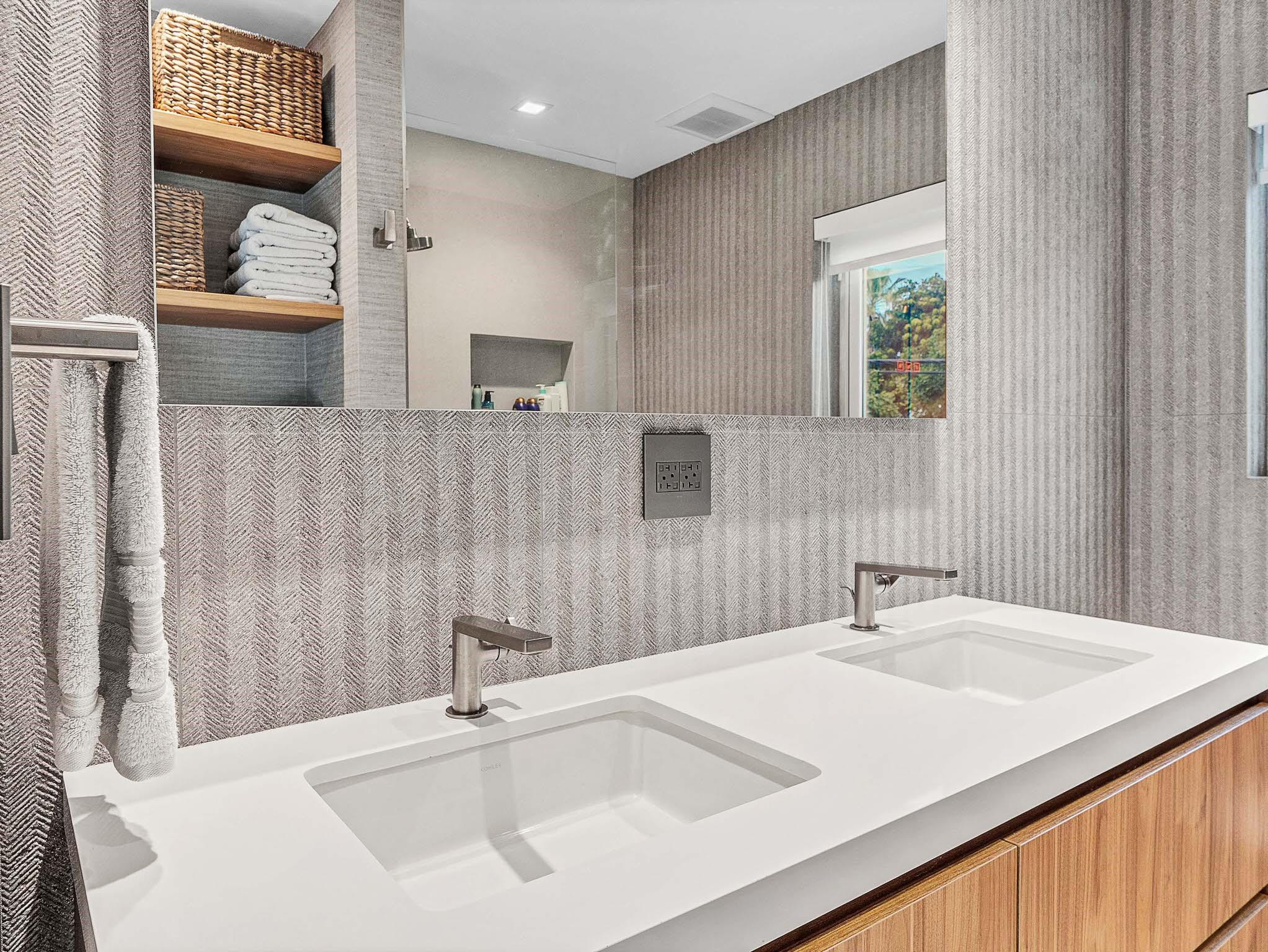 715 N Victoria Park Fort Lauderdale, FL 33304