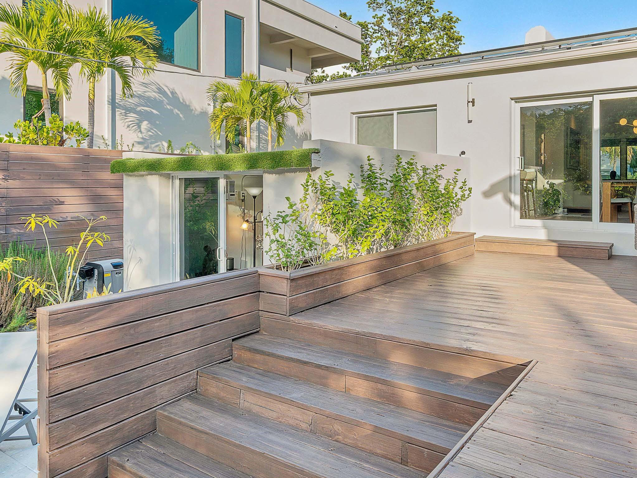 715 N Victoria Park Fort Lauderdale, FL 33304