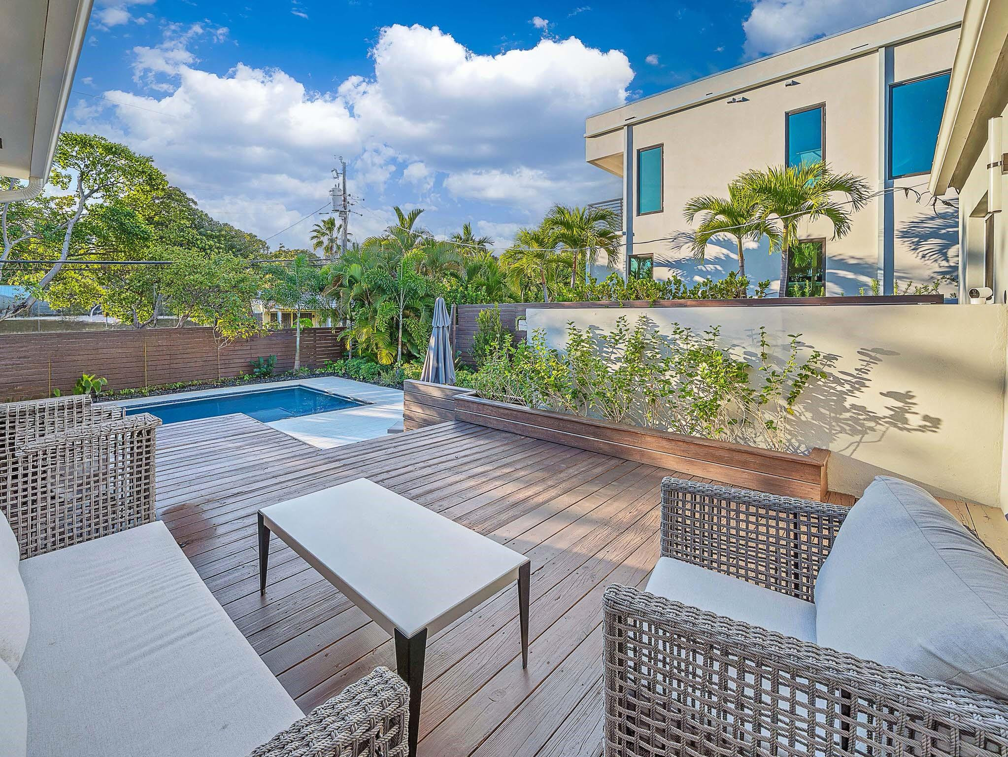 715 N Victoria Park Fort Lauderdale, FL 33304