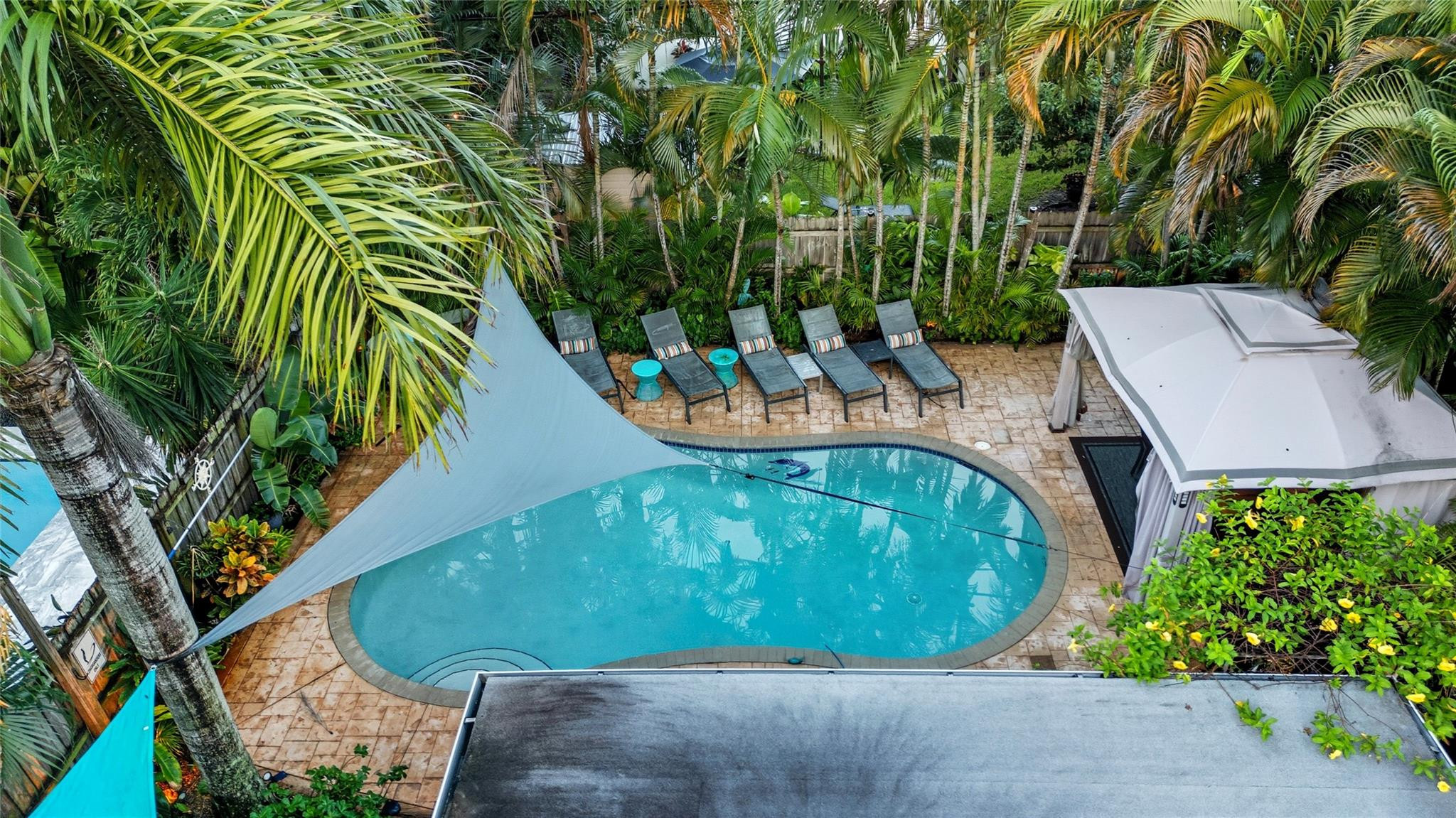 1145 NE 17th Fort Lauderdale, FL 33304