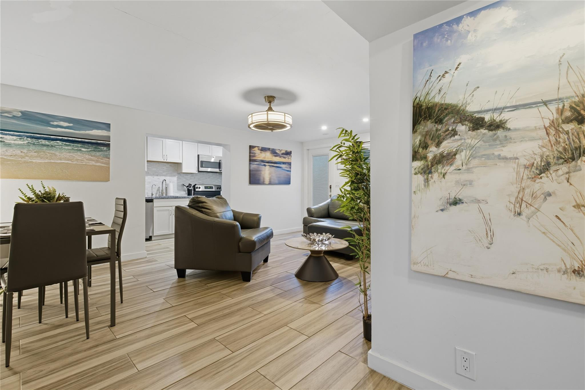 1145 NE 17th Fort Lauderdale, FL 33304