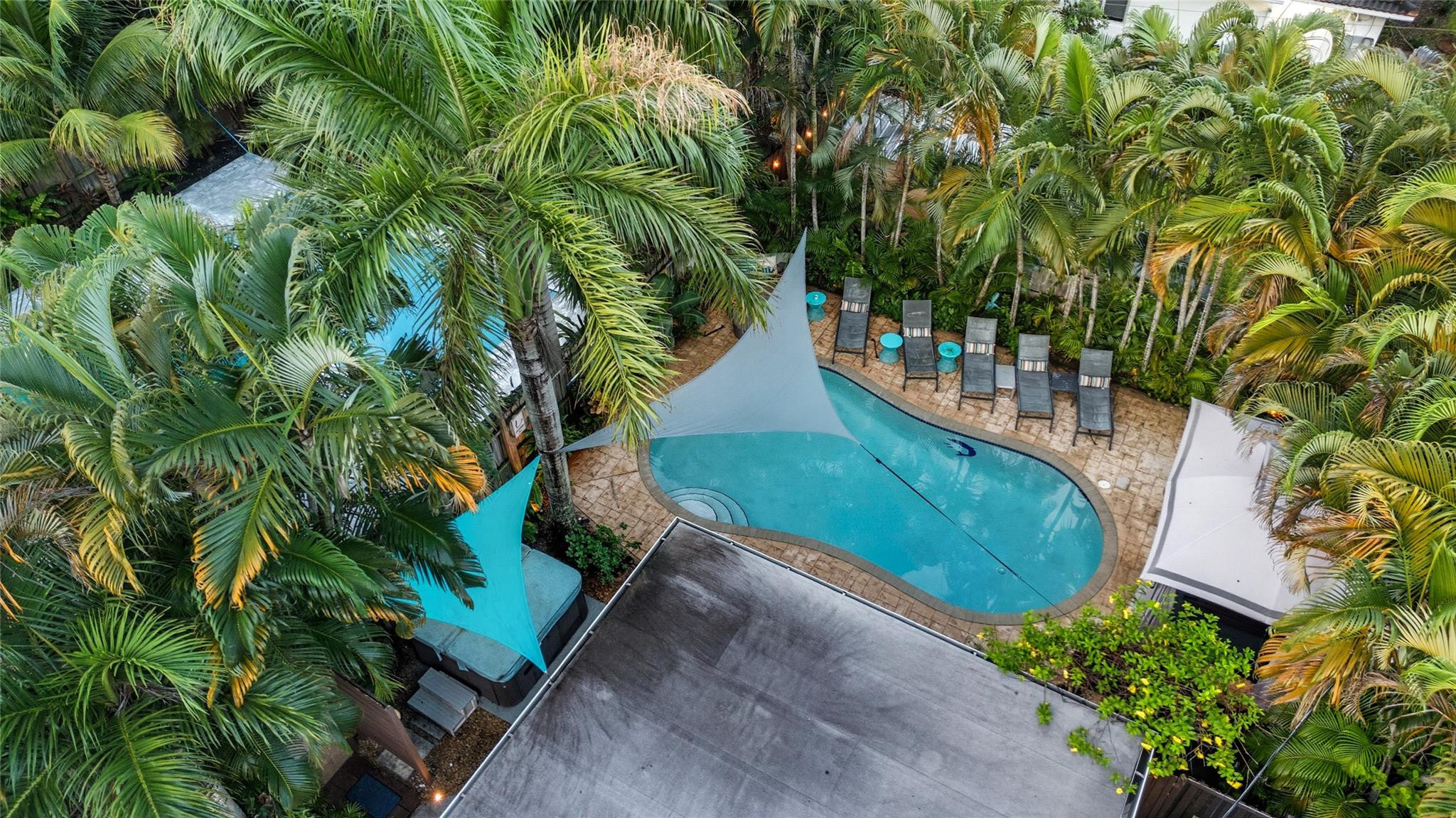 1145 NE 17th Fort Lauderdale, FL 33304