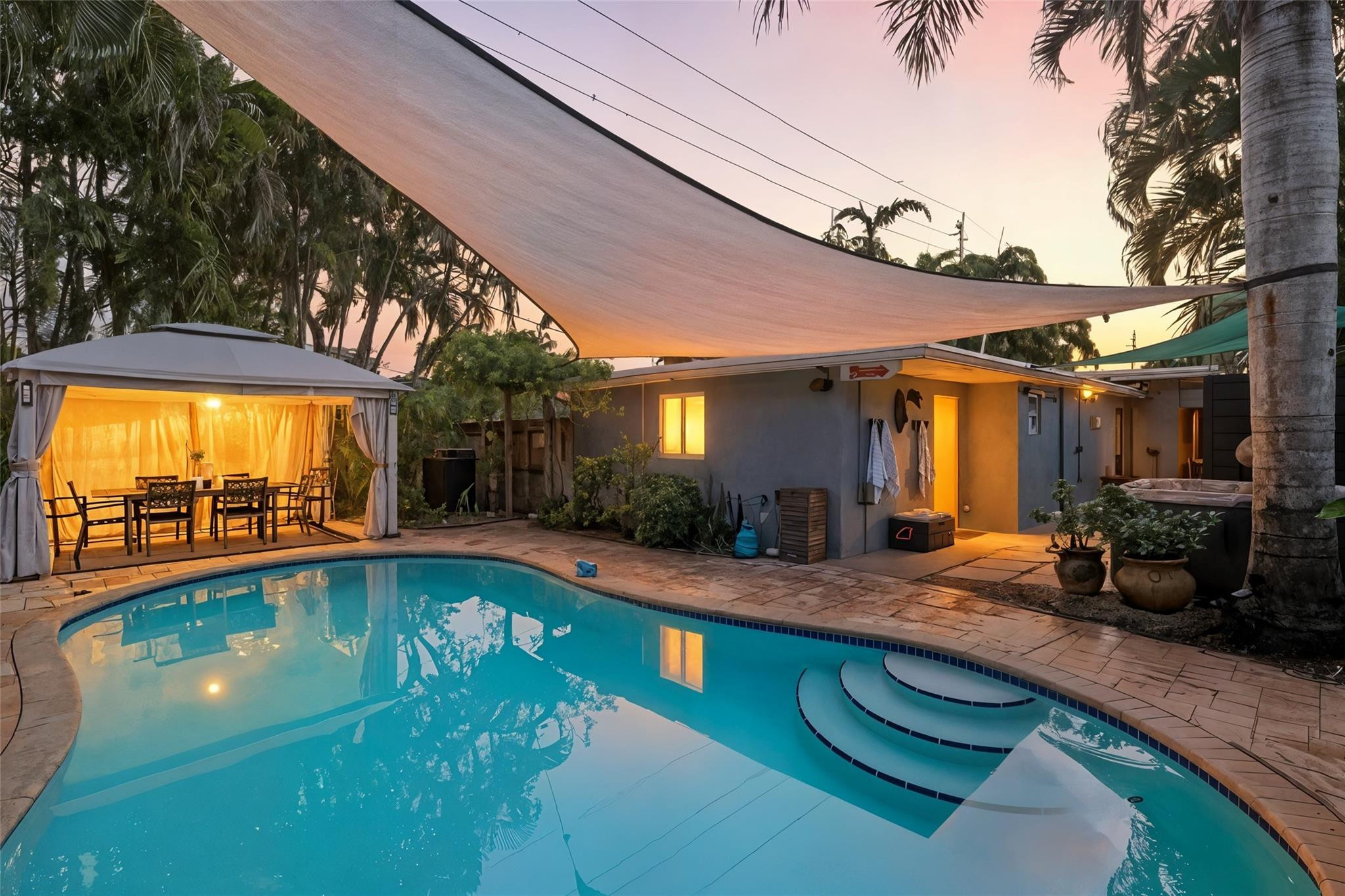 1145 NE 17th Fort Lauderdale, FL 33304