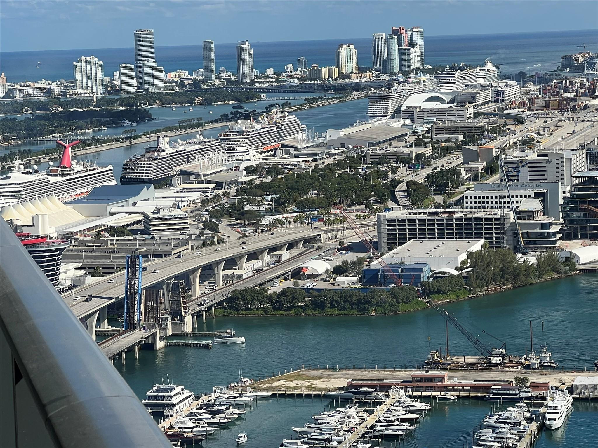 image Gale Miami Hotel & Residences1